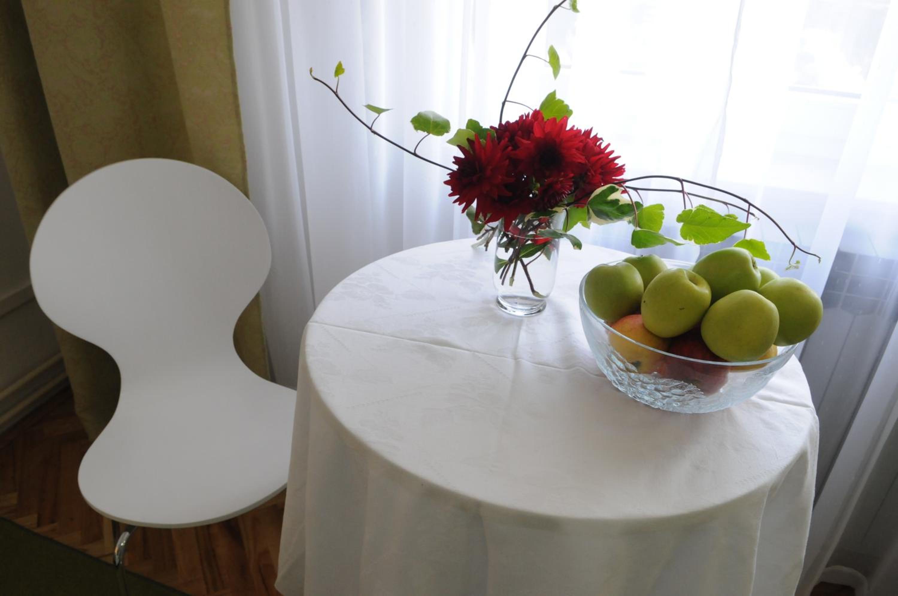 Double Room - Photo 8