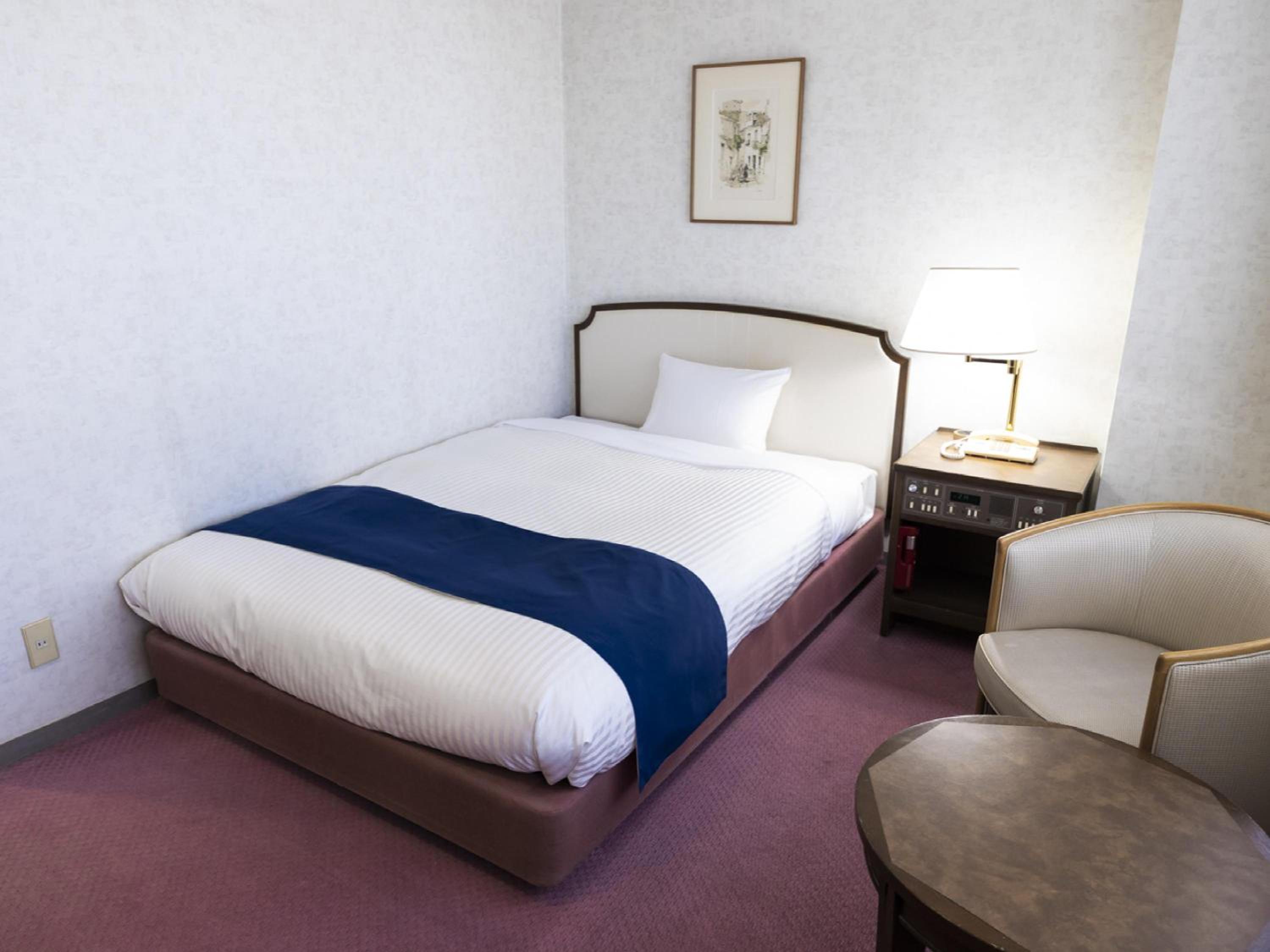 Standard Double Room - Non-Smoking - Photo 10