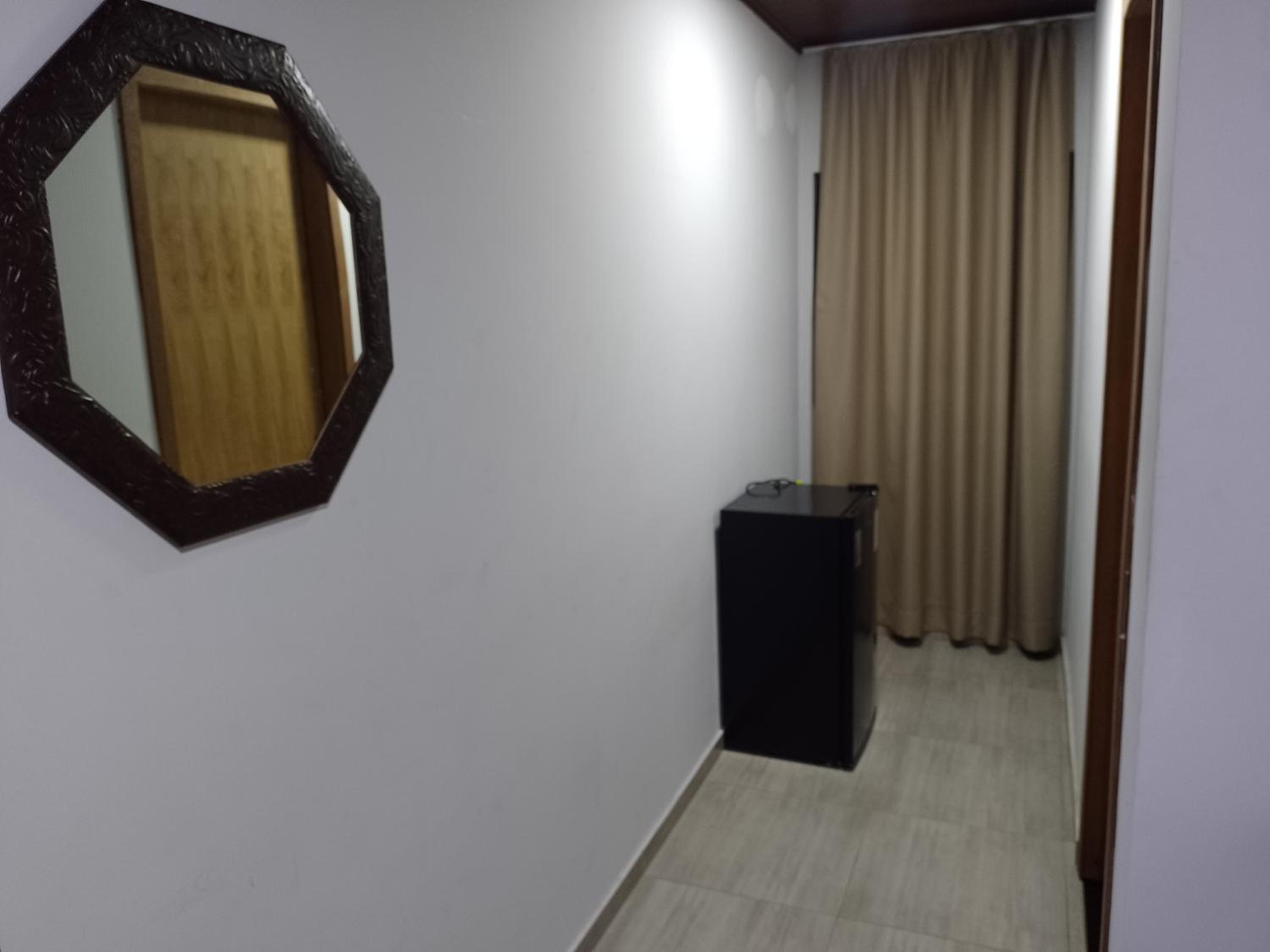 Standard Single Room with Shower photo 3