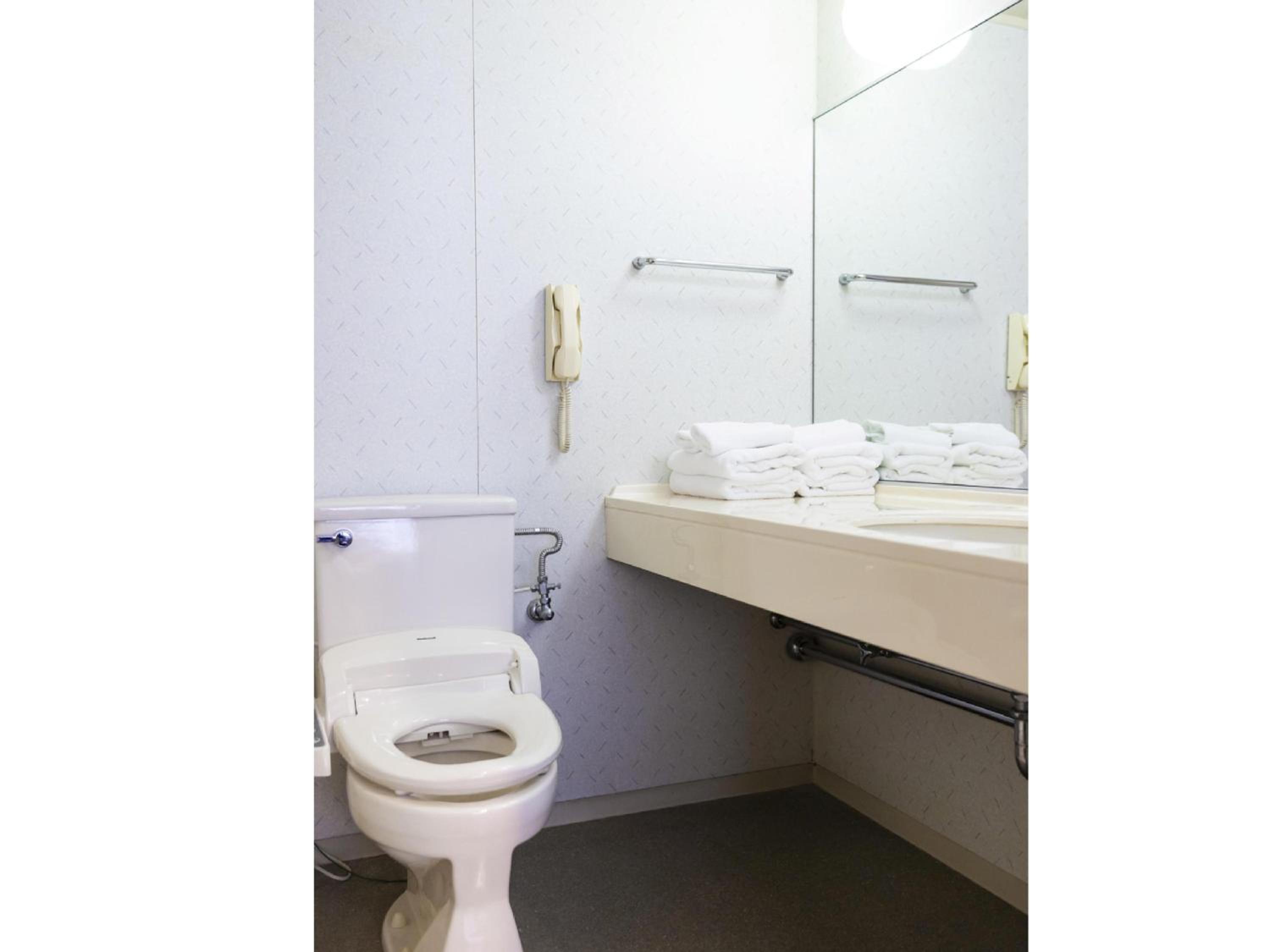 Deluxe Twin Room - Non-Smoking - Photo 4
