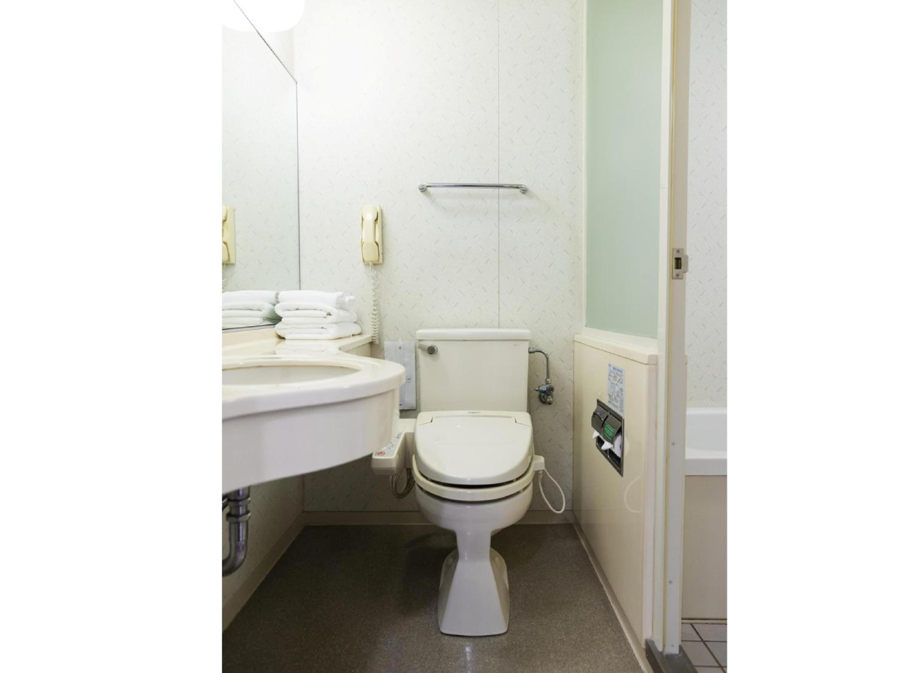Deluxe Twin Room - Non-Smoking - Photo 2