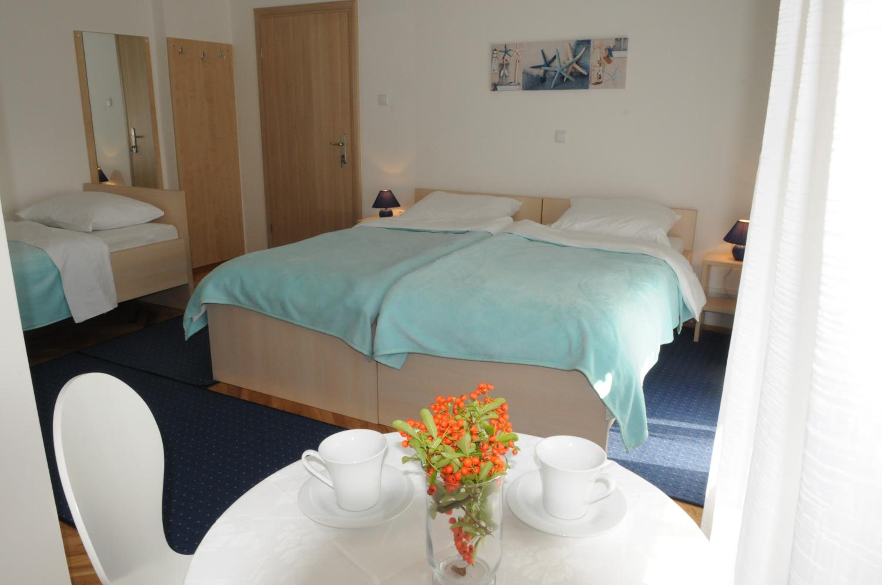 Triple Room - Photo 7