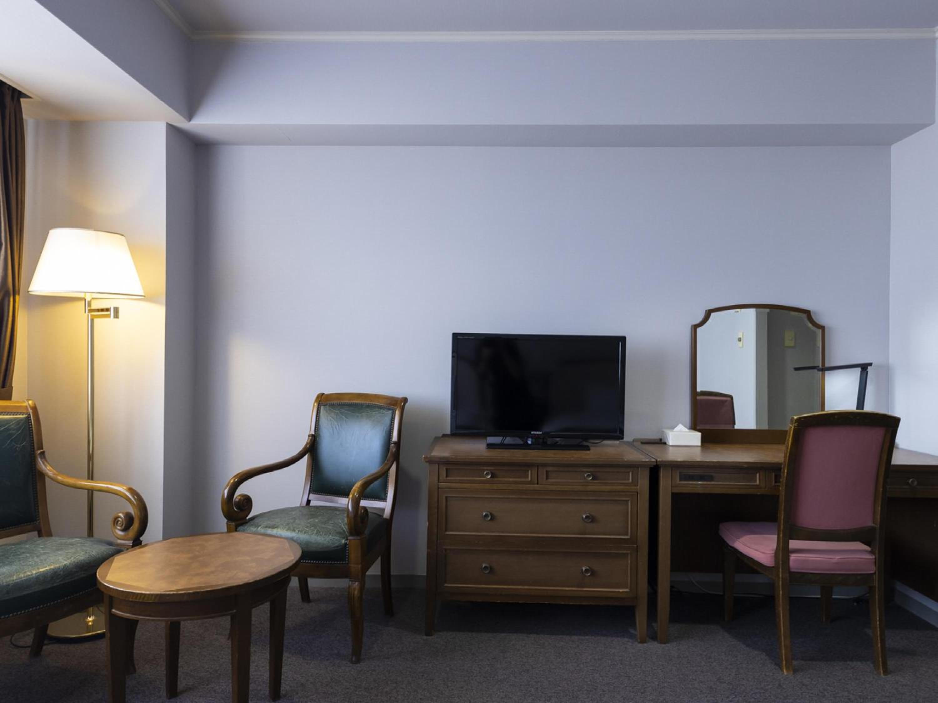 Standard Twin Room - Non-Smoking - Photo 32