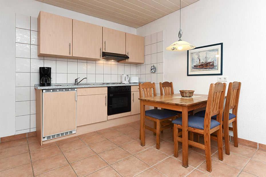 One-Bedroom Apartment with Terrace photo 2