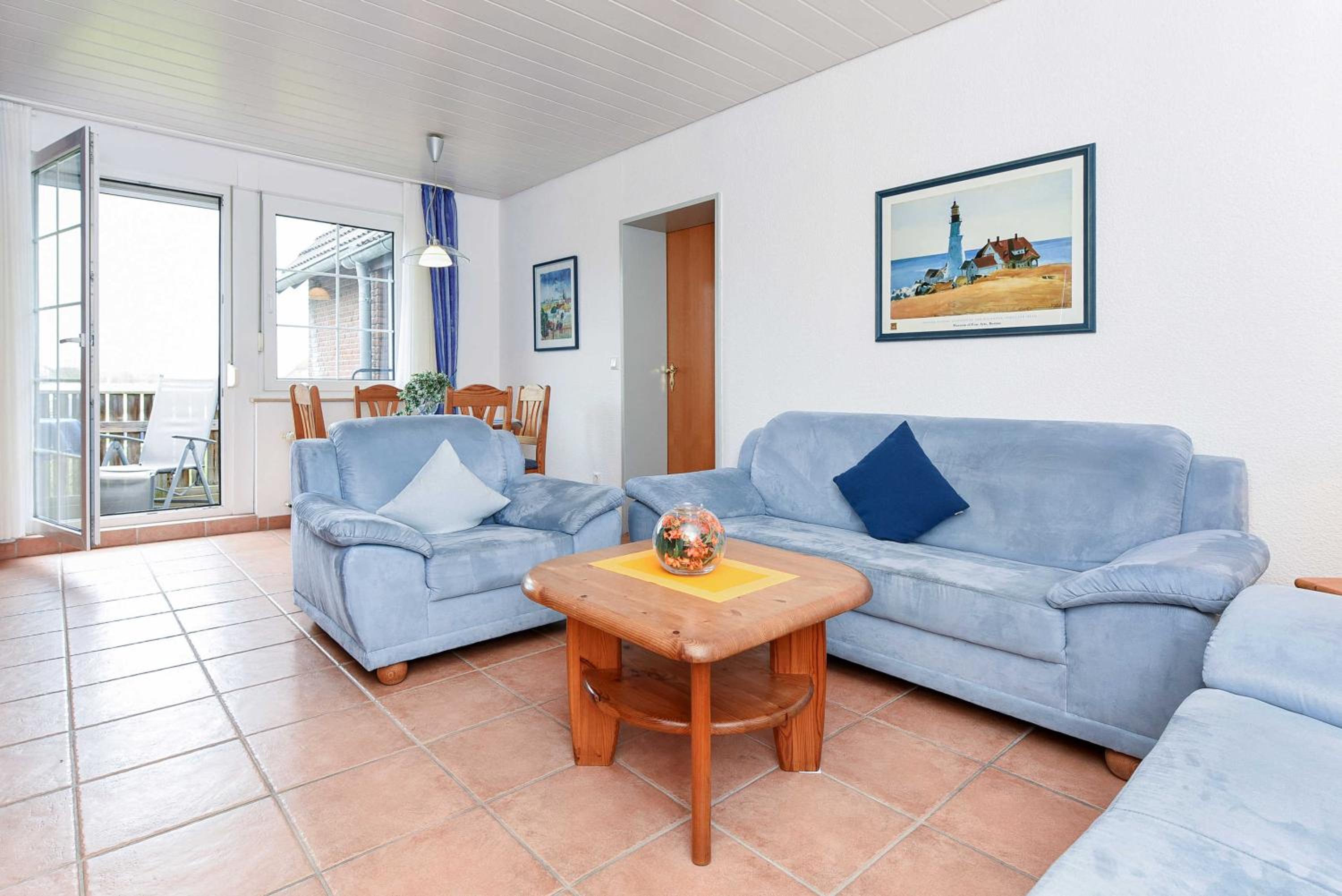 Two-Bedroom Apartment with Balcony photo 1