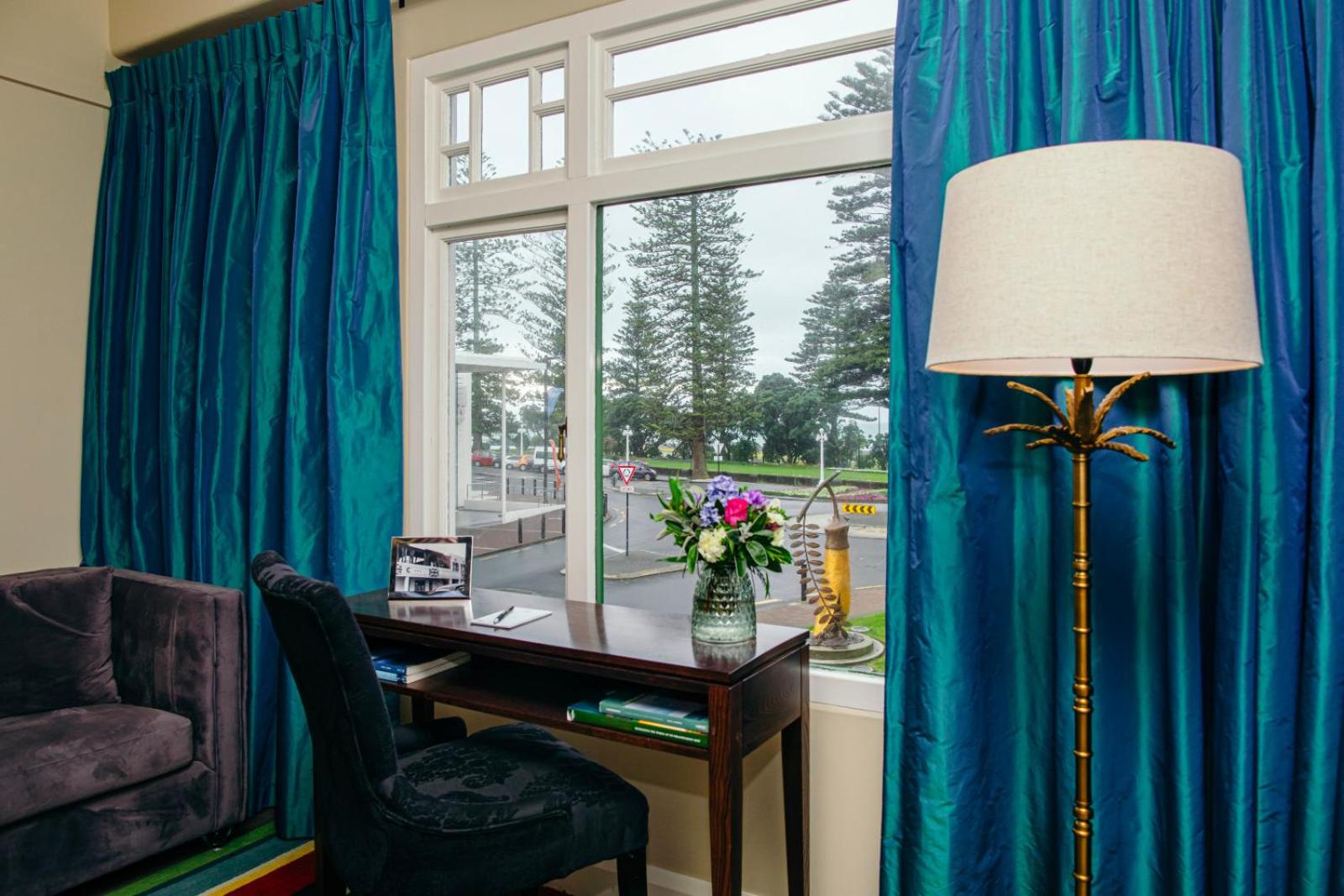 Art Deco Suite - Photo 7