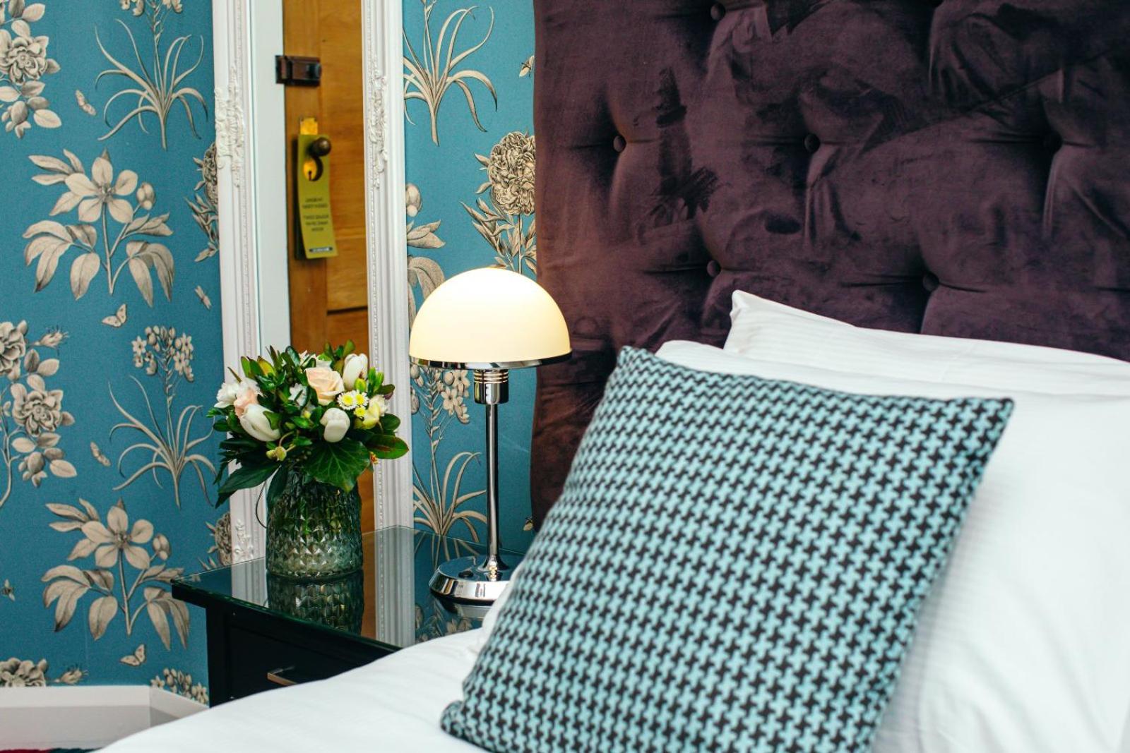 Superior King Room - Photo 2