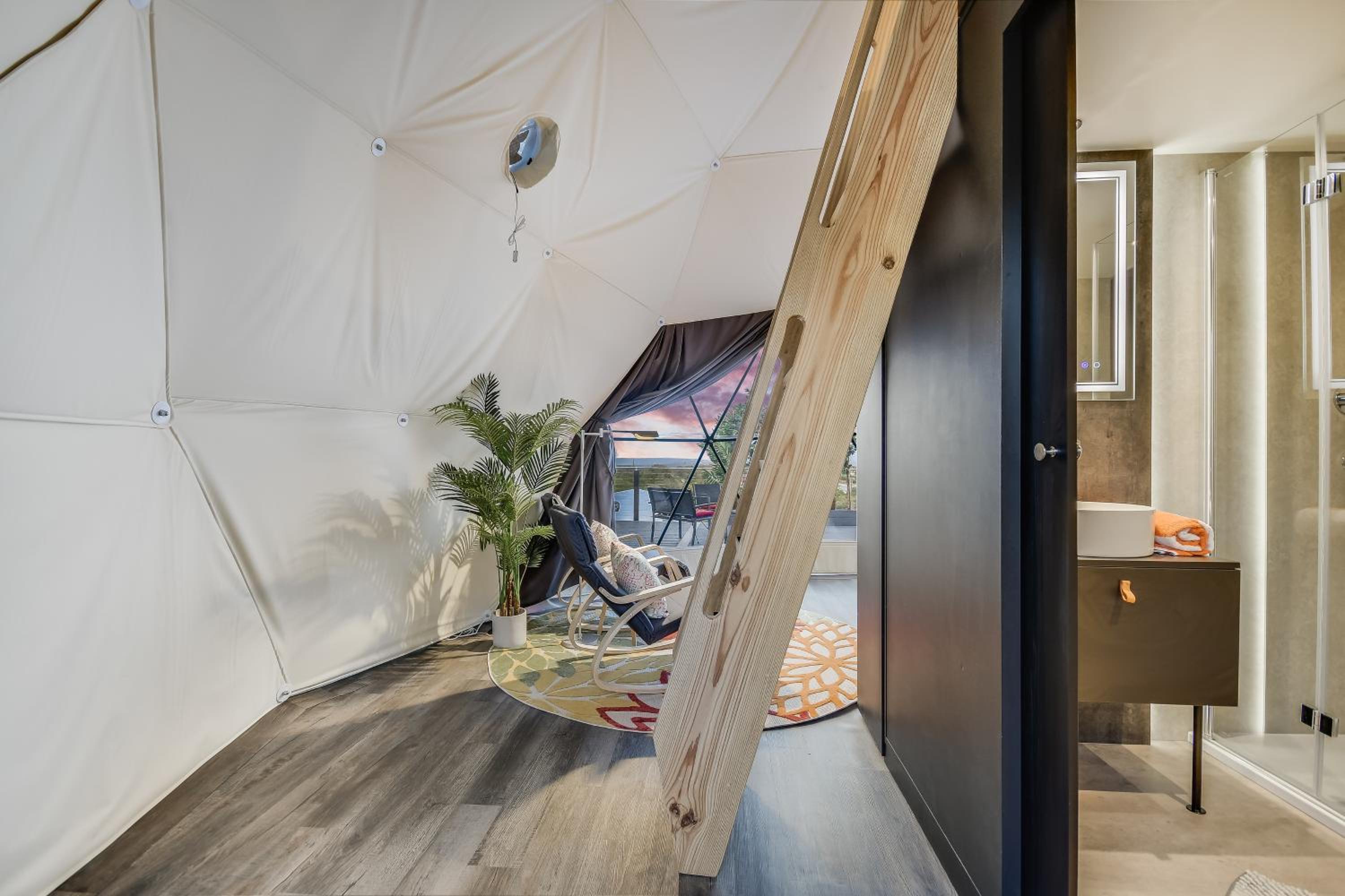 Deluxe-Plus Tent - Photo 41