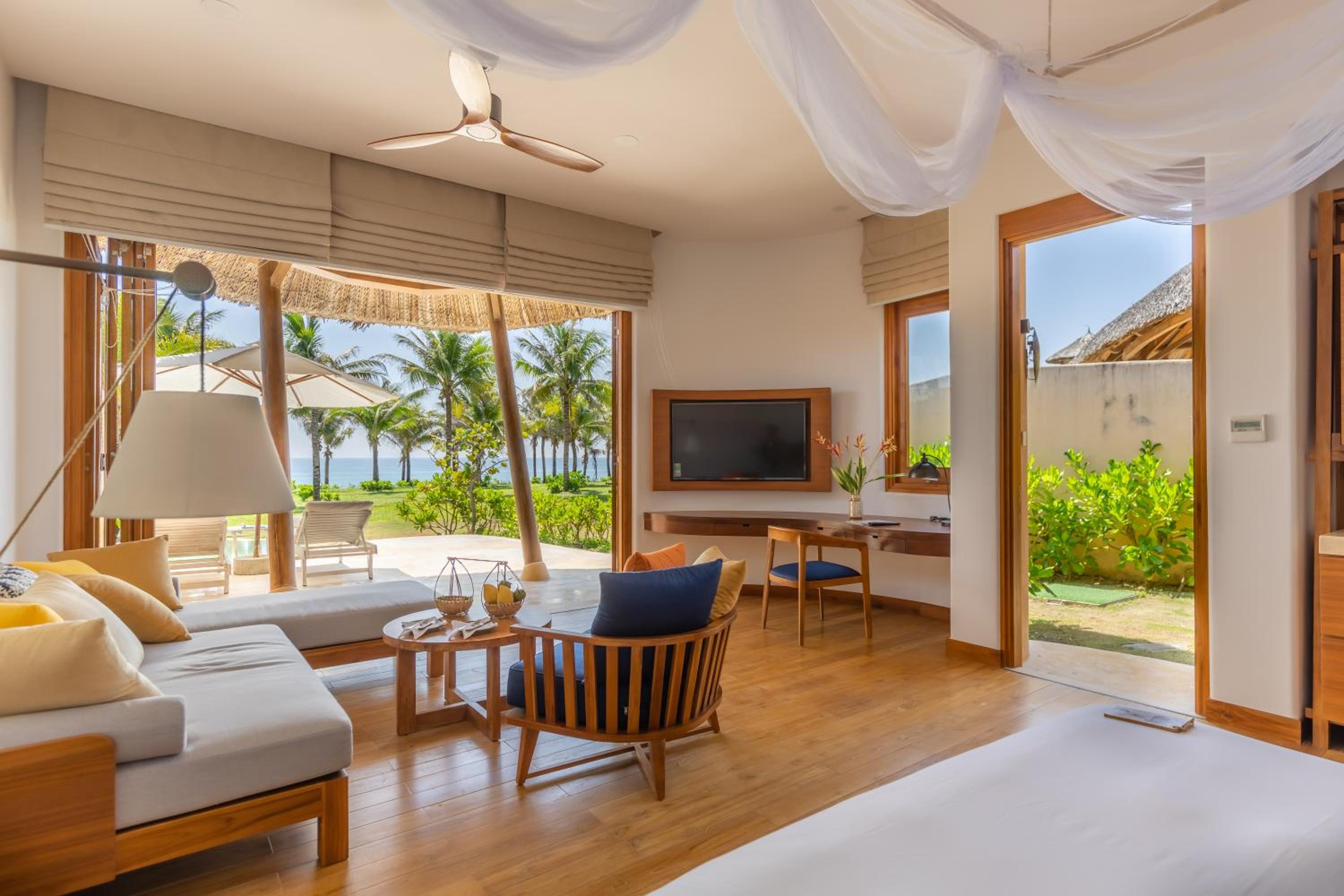 2 Single Beds Beach Front One-Bedroom Pool Villa - Photo 3