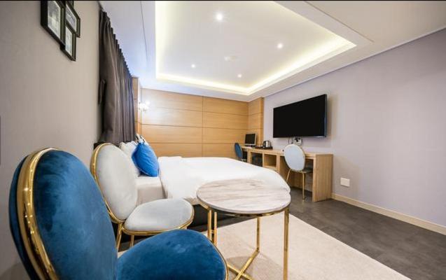 King Room - Photo 9