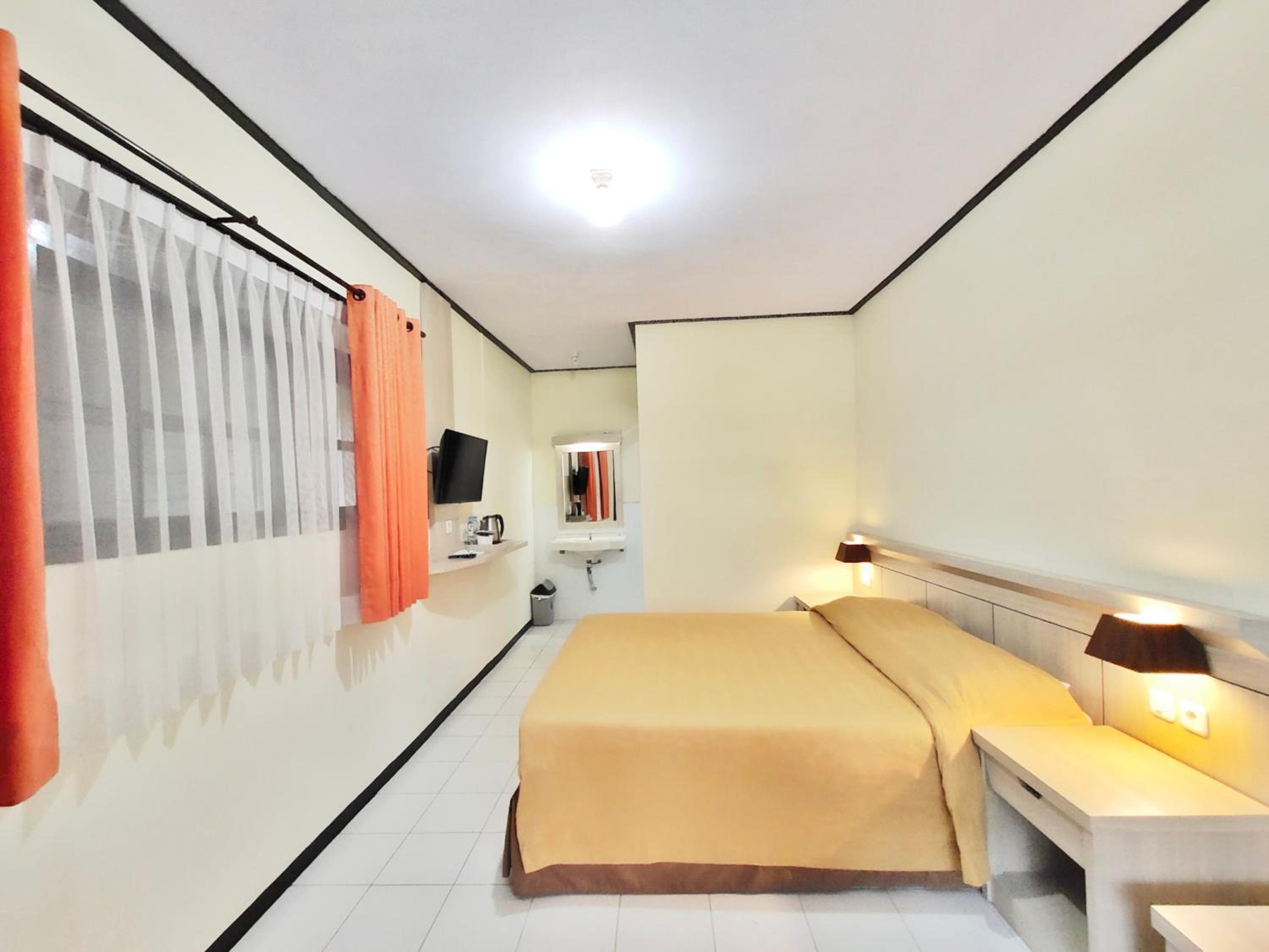 Standard Double Room - Photo 1