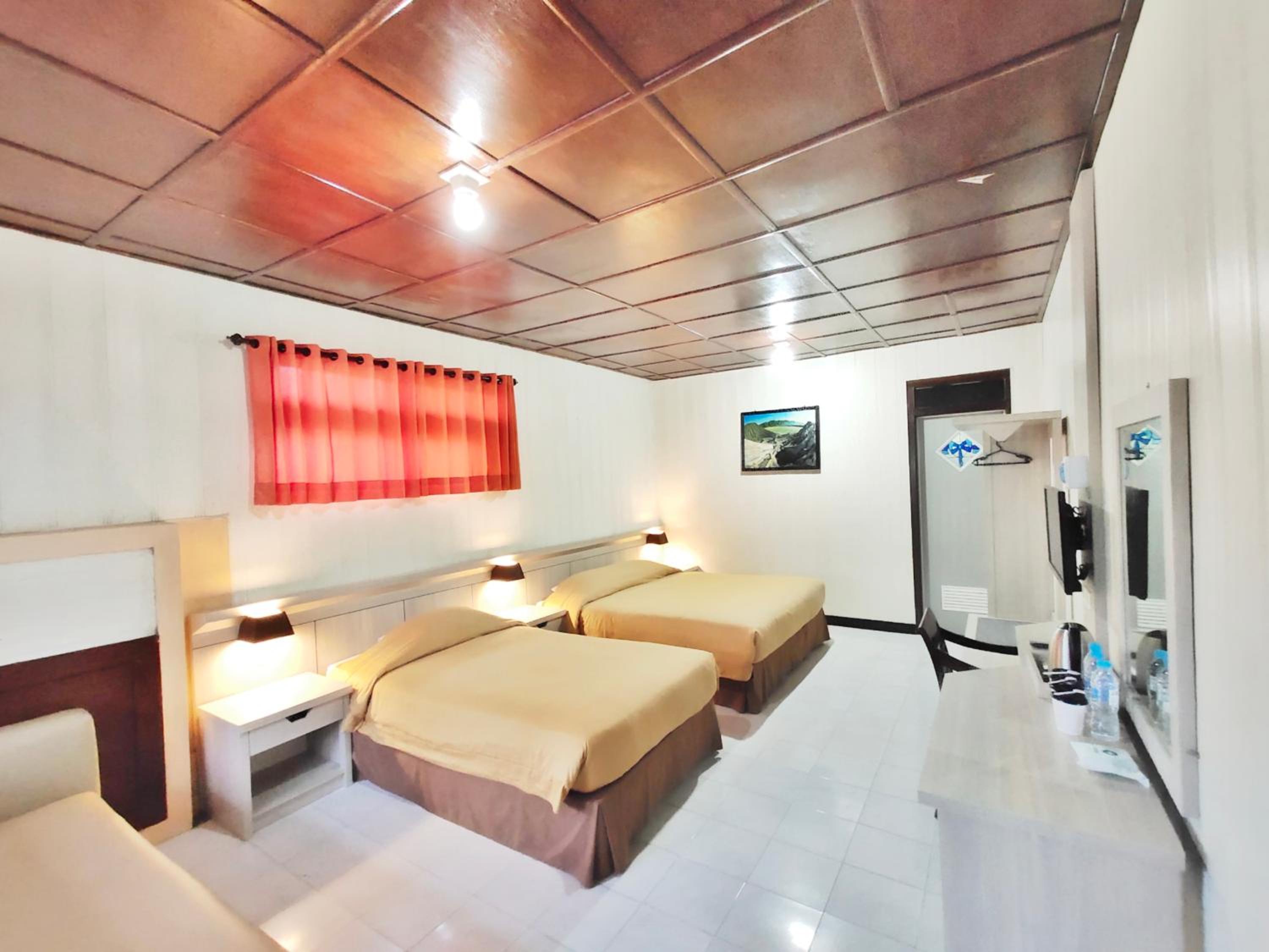 Deluxe Triple Room - Photo 7