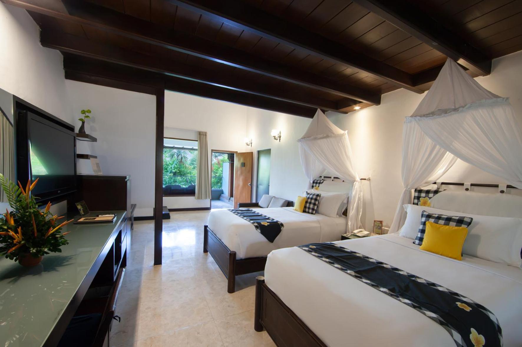 Deluxe Family Room - Photo 3