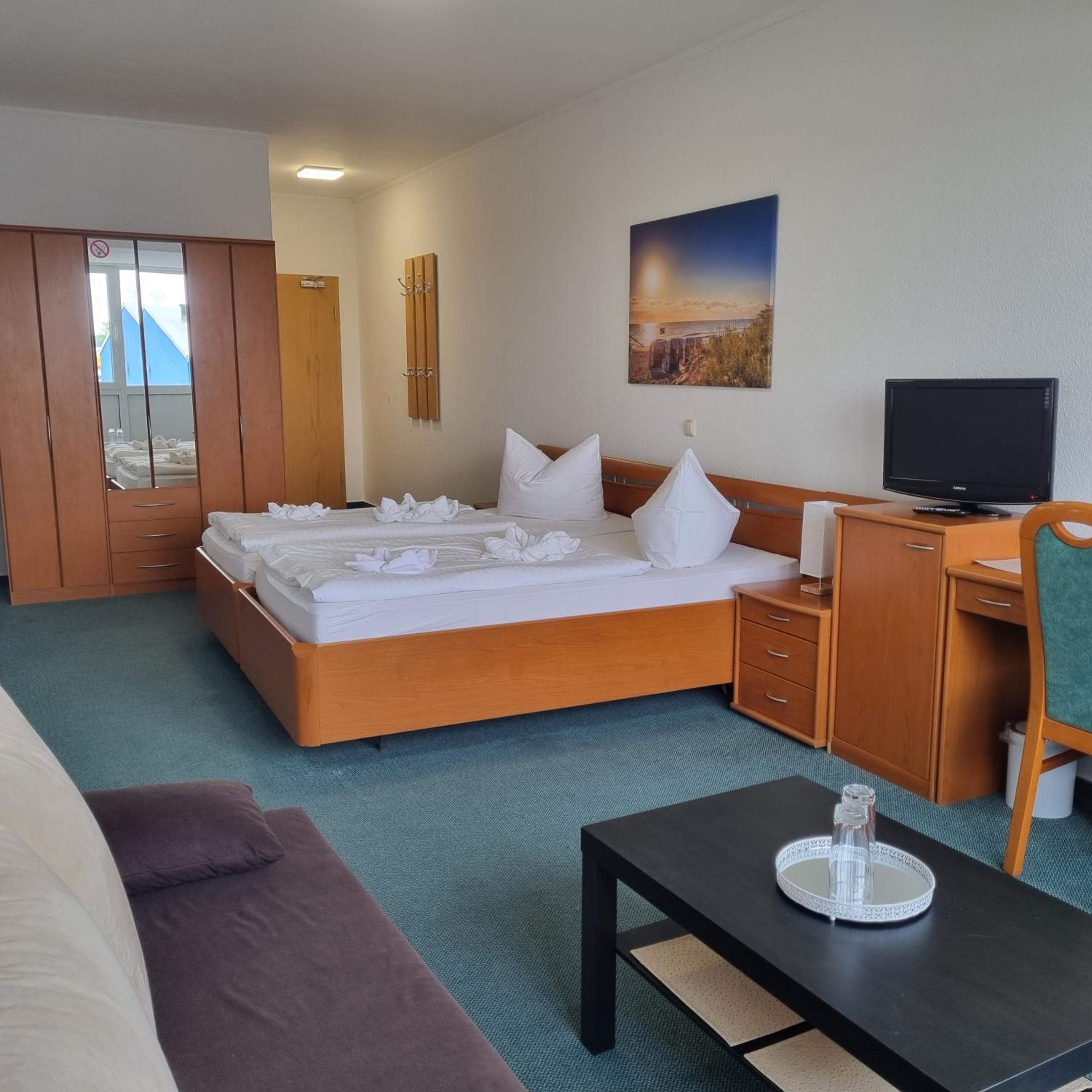 Double or Twin Room photo 1