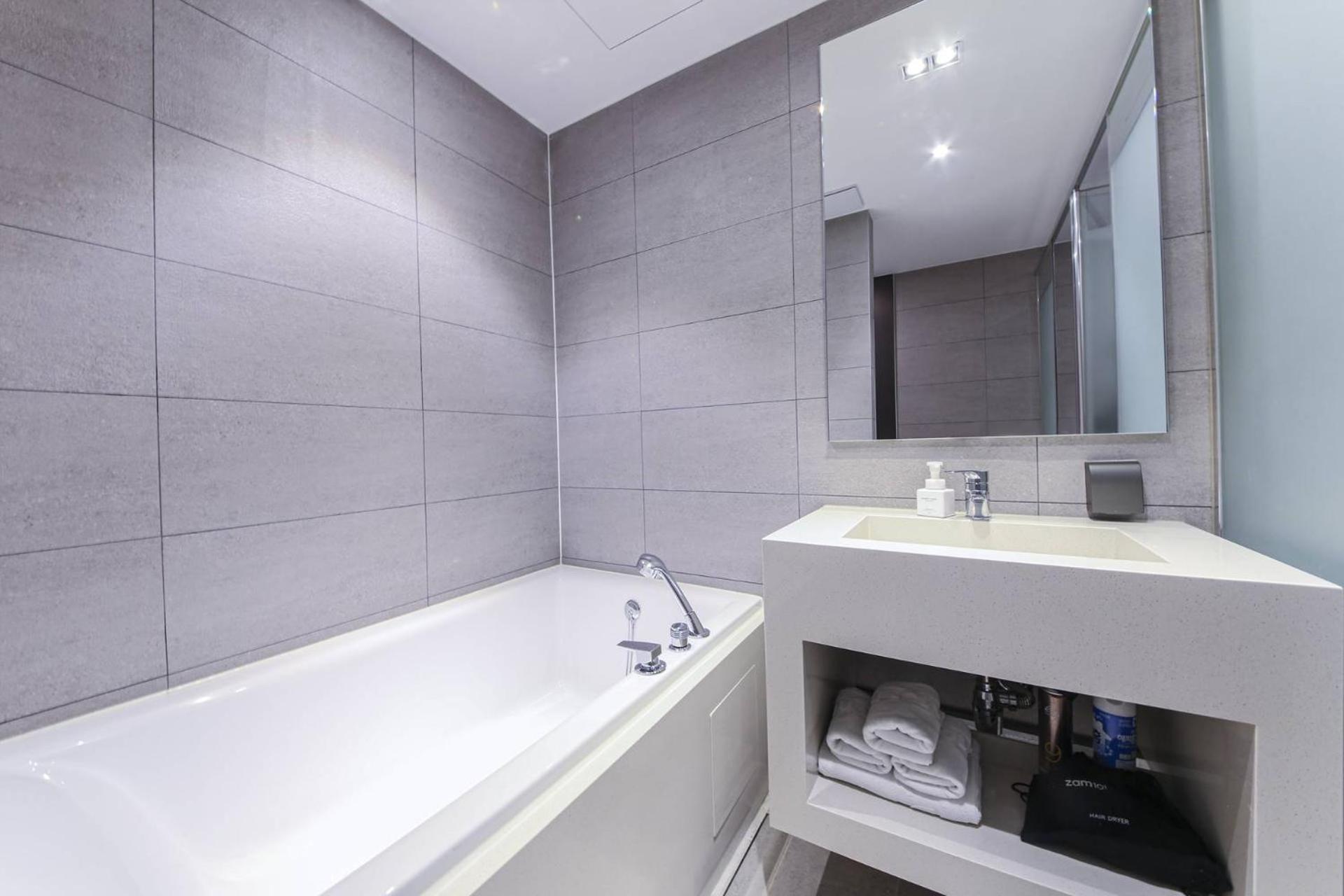 Deluxe Twin Room - Photo 4