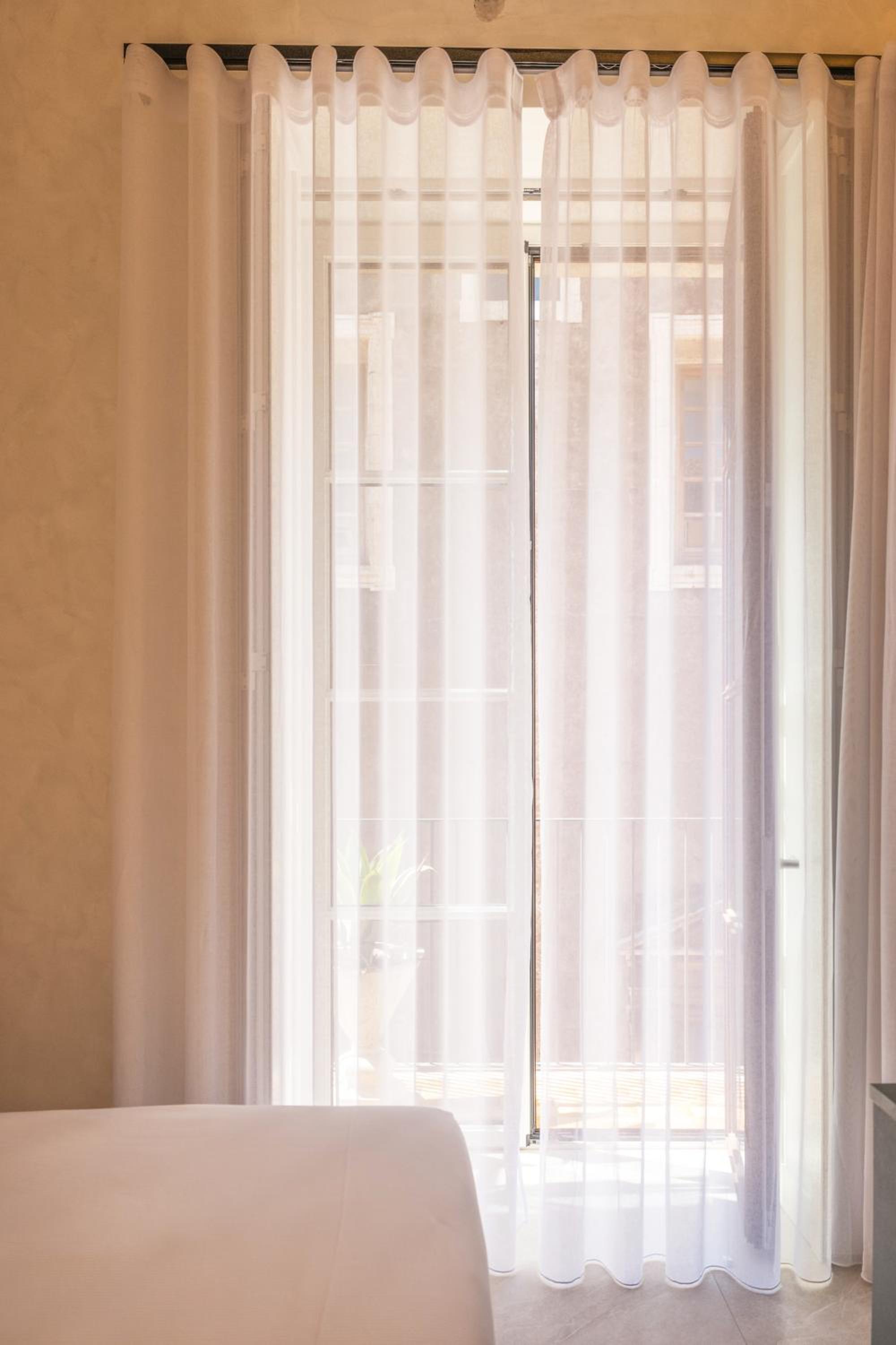 Double Room with Balcony photo 3