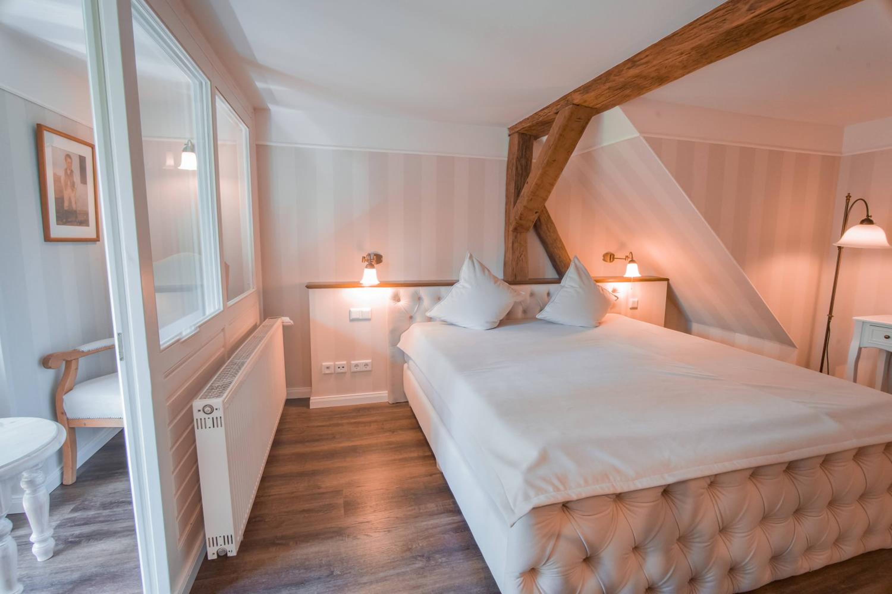 Deluxe Double Room - Photo 5