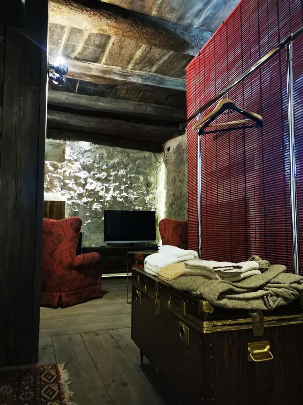 Double Room With Private Bathroom photo 1