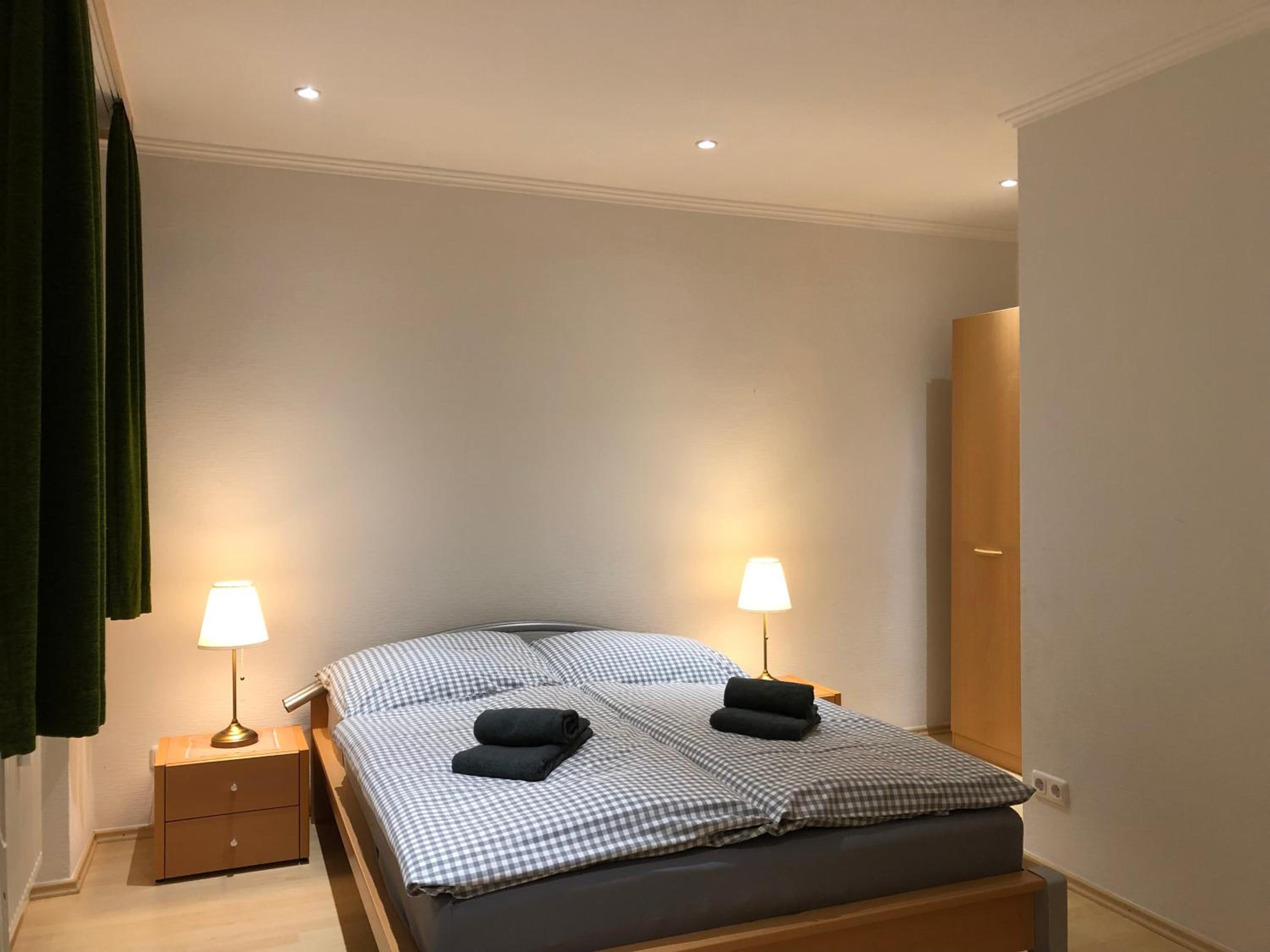 Apartment 4 photo 3