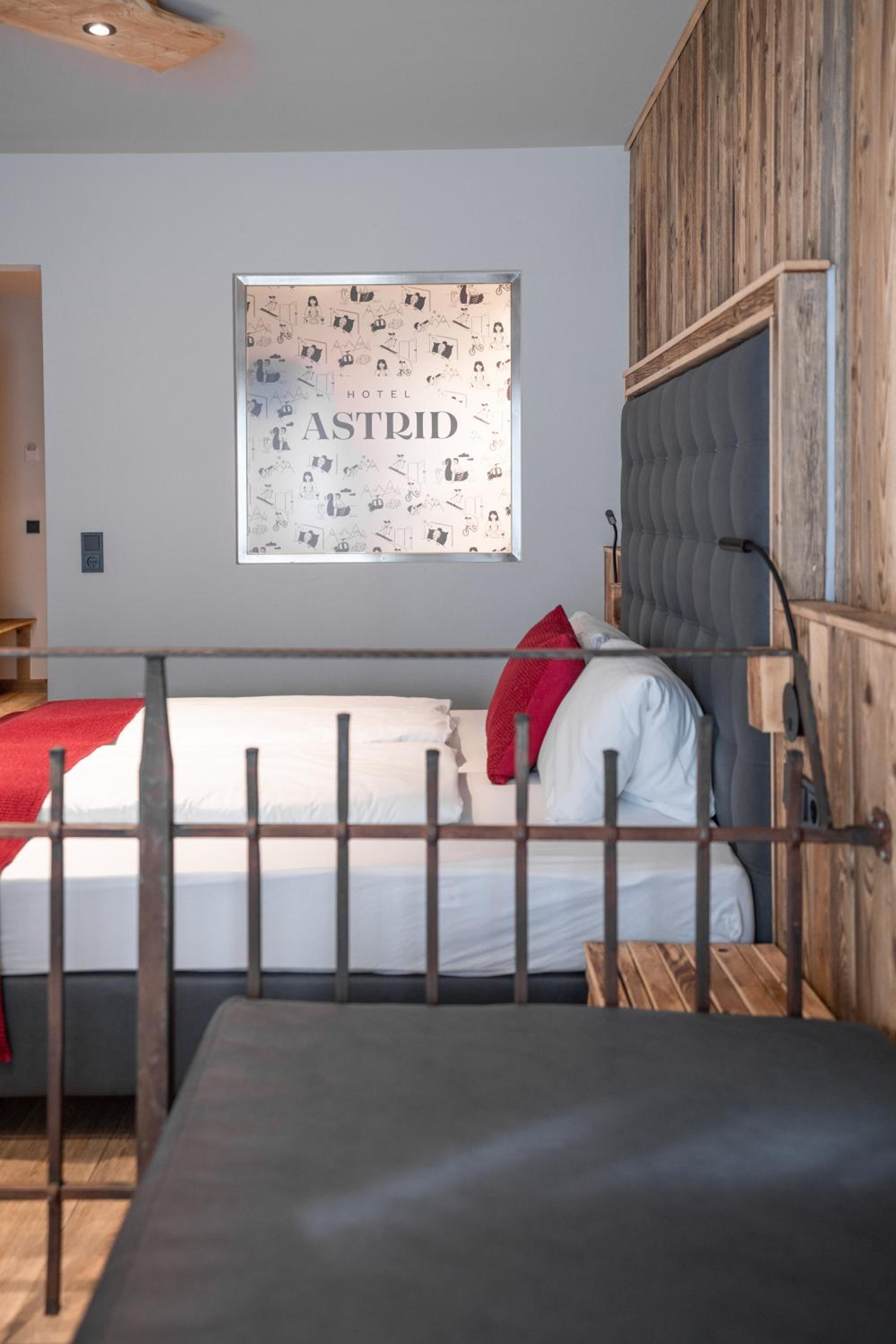 Junior Suite with Mountain View