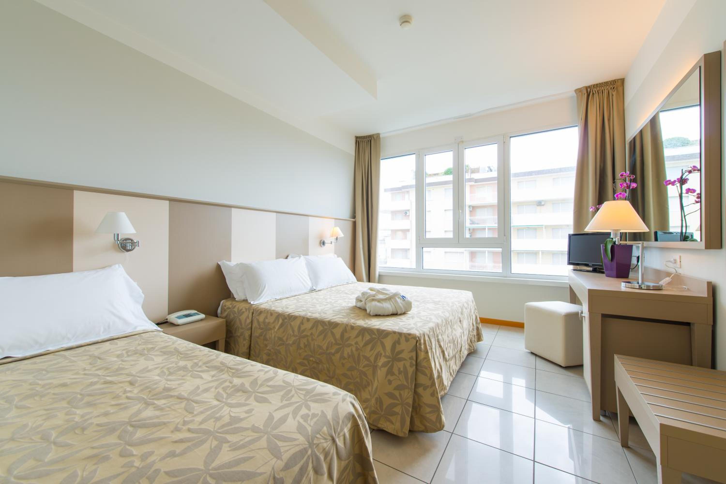 Triple Room - Photo 5
