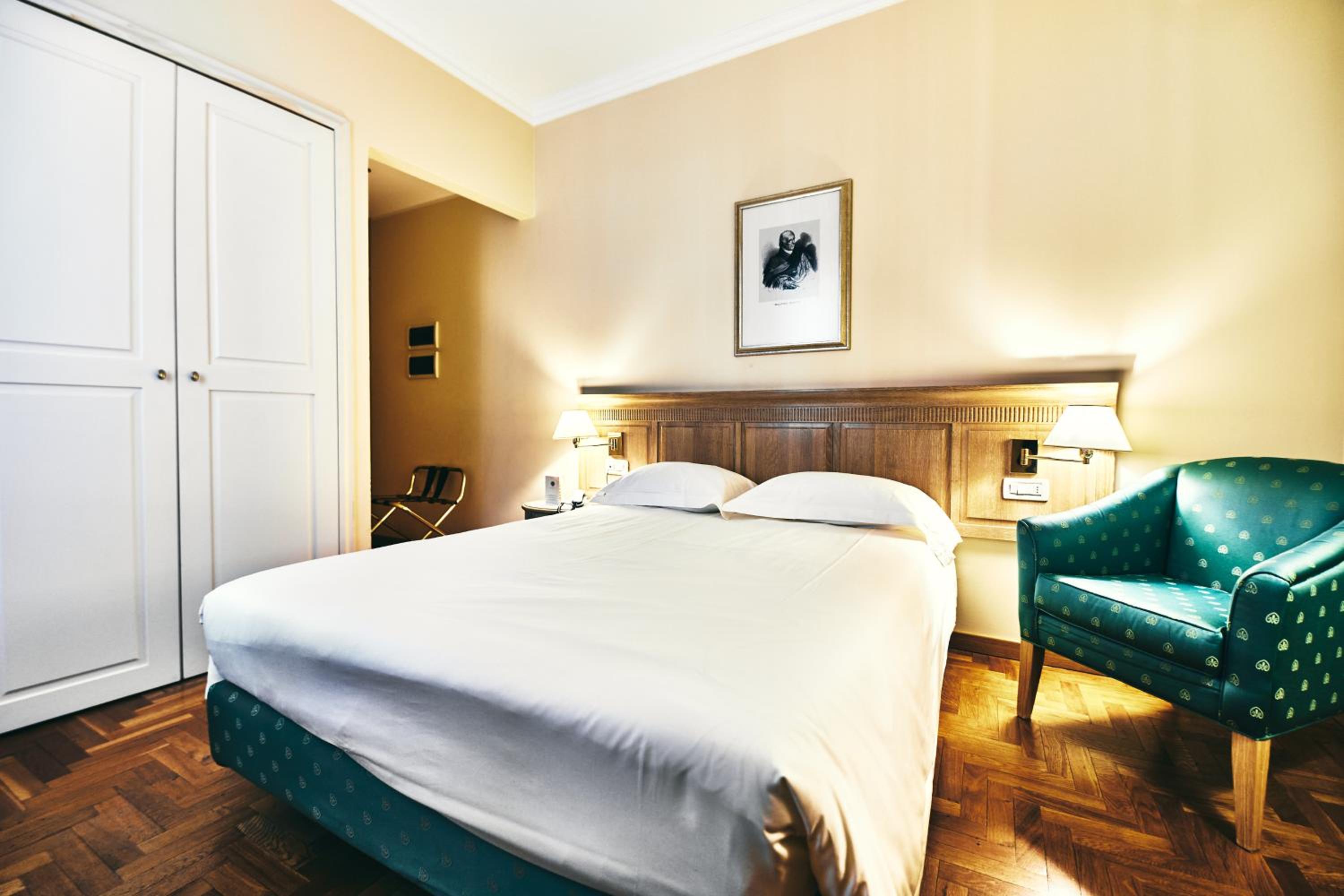 Standard Double Room photo 1