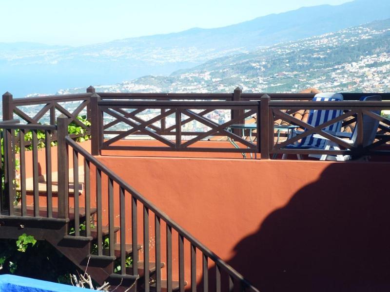 One-Bedroom Villa with Terrace - Photo 13
