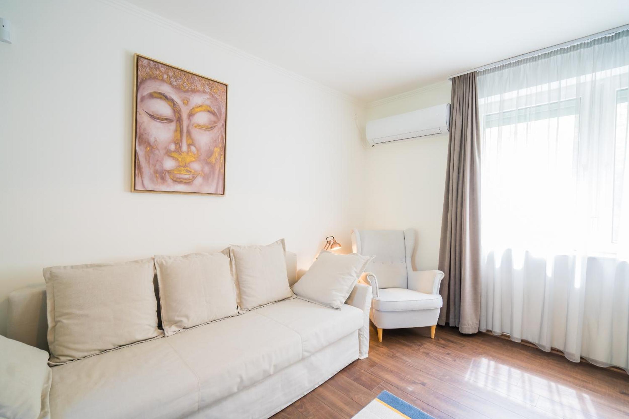 Apartment with Terrace - Photo 55