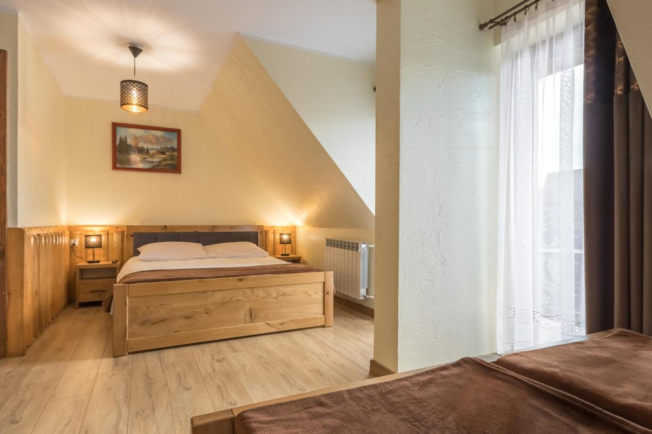 Triple Room with Private Bathroom photo 3