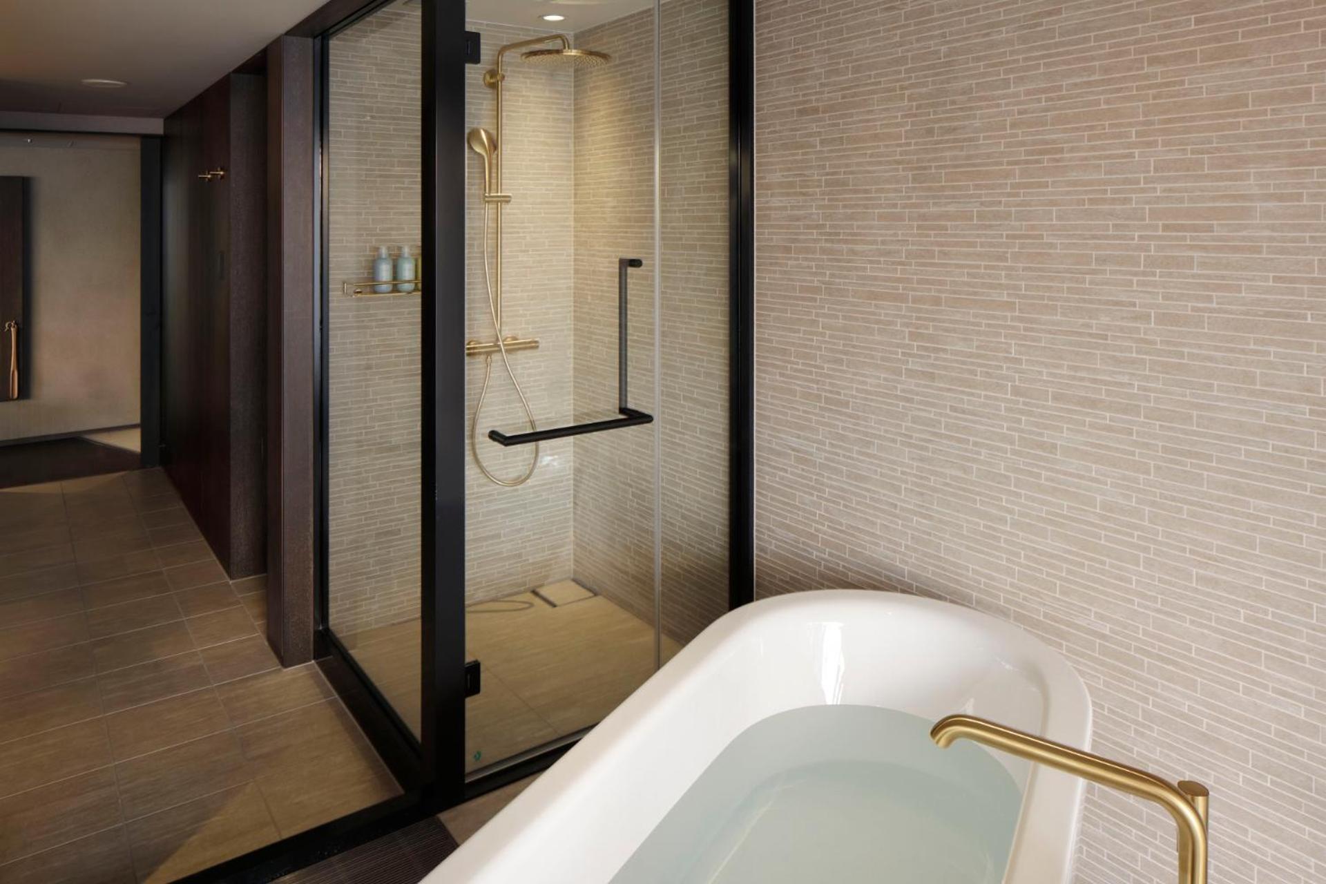 Kawaramachi Suite with Terrace with Lounge Access - Photo 5