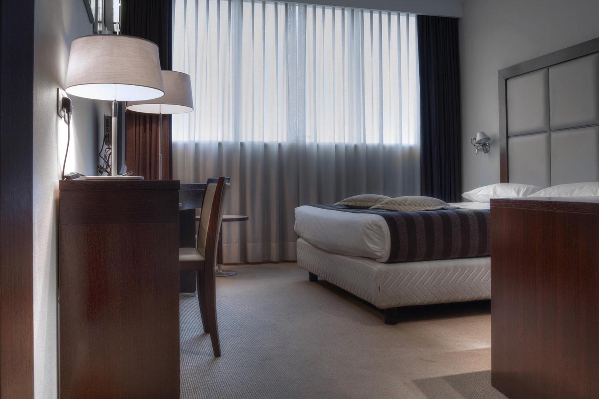 Double or Twin Room - Photo 2