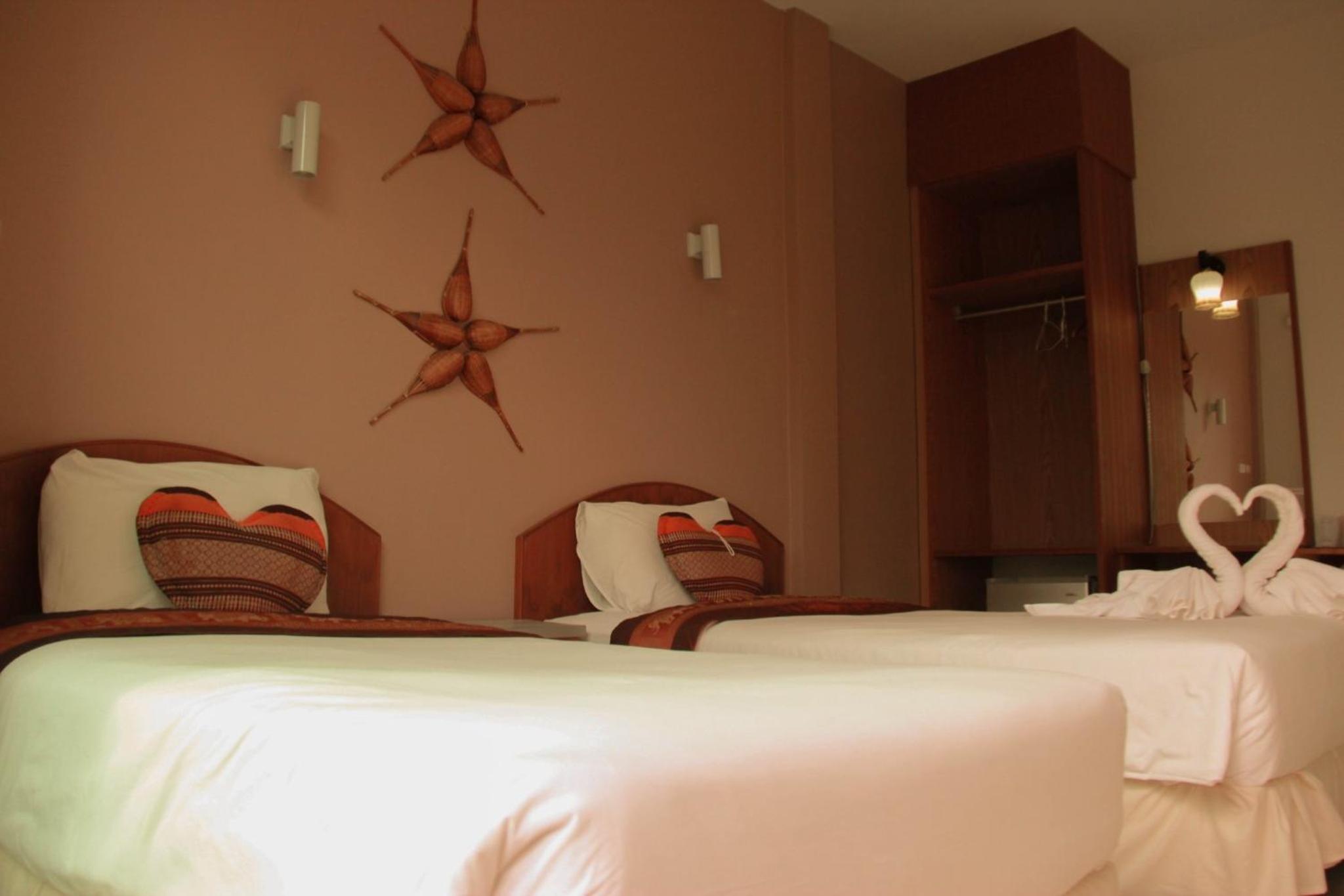 Superior Deluxe Double or Twin Room  photo 3