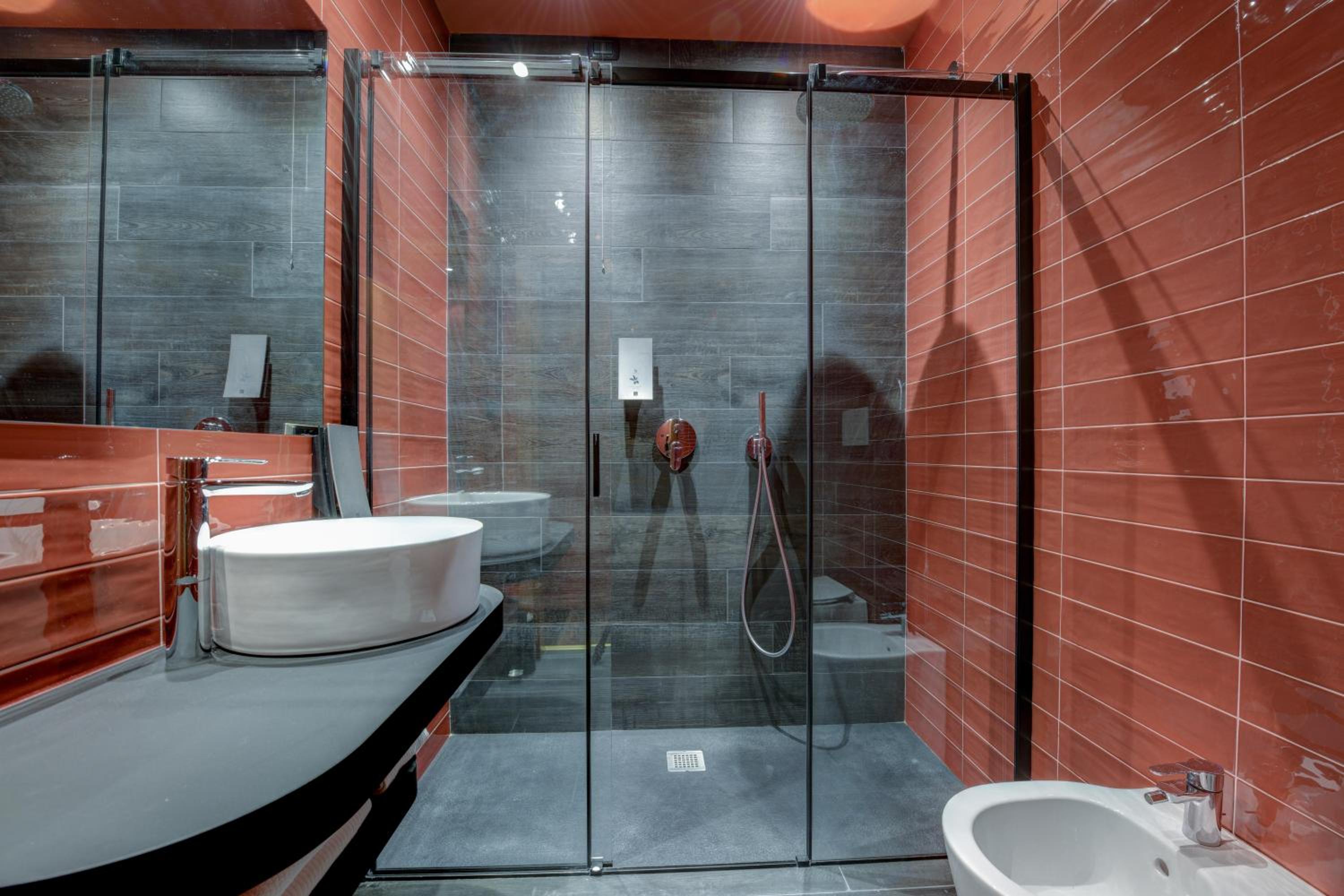 Premium Double Room - Photo 8