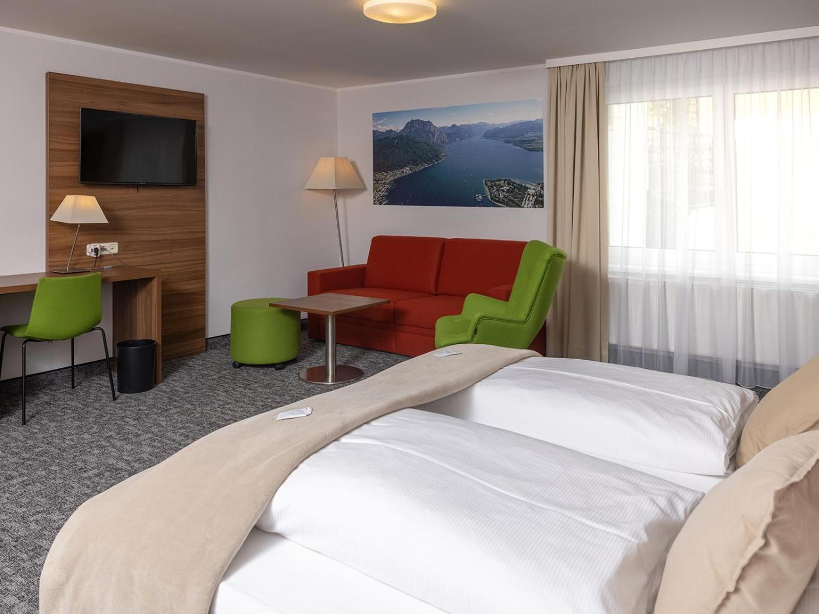 Large Double Room