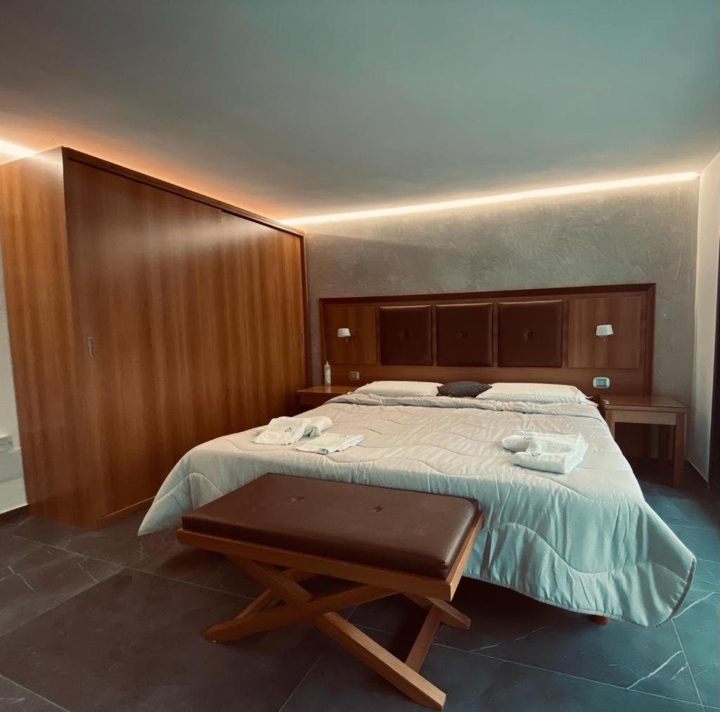 Deluxe Double Room - Photo 5