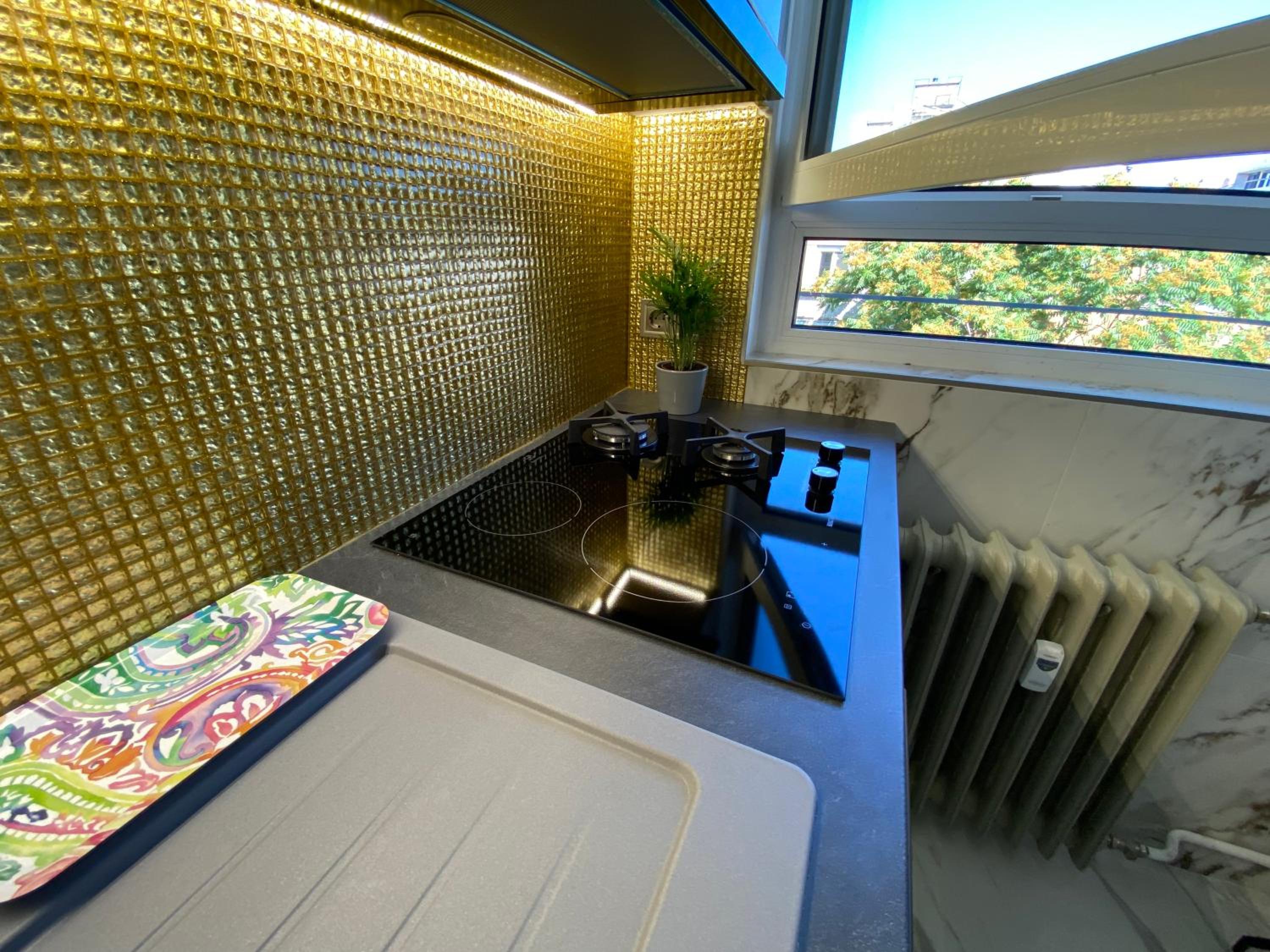 One-Bedroom Apartment - Photo 43