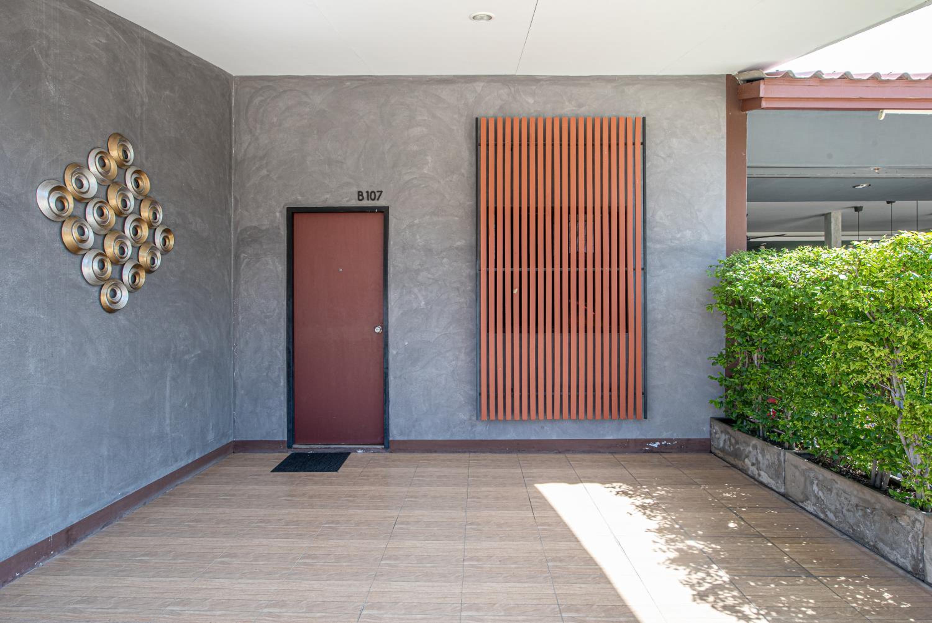 Premier King Room - Photo 19