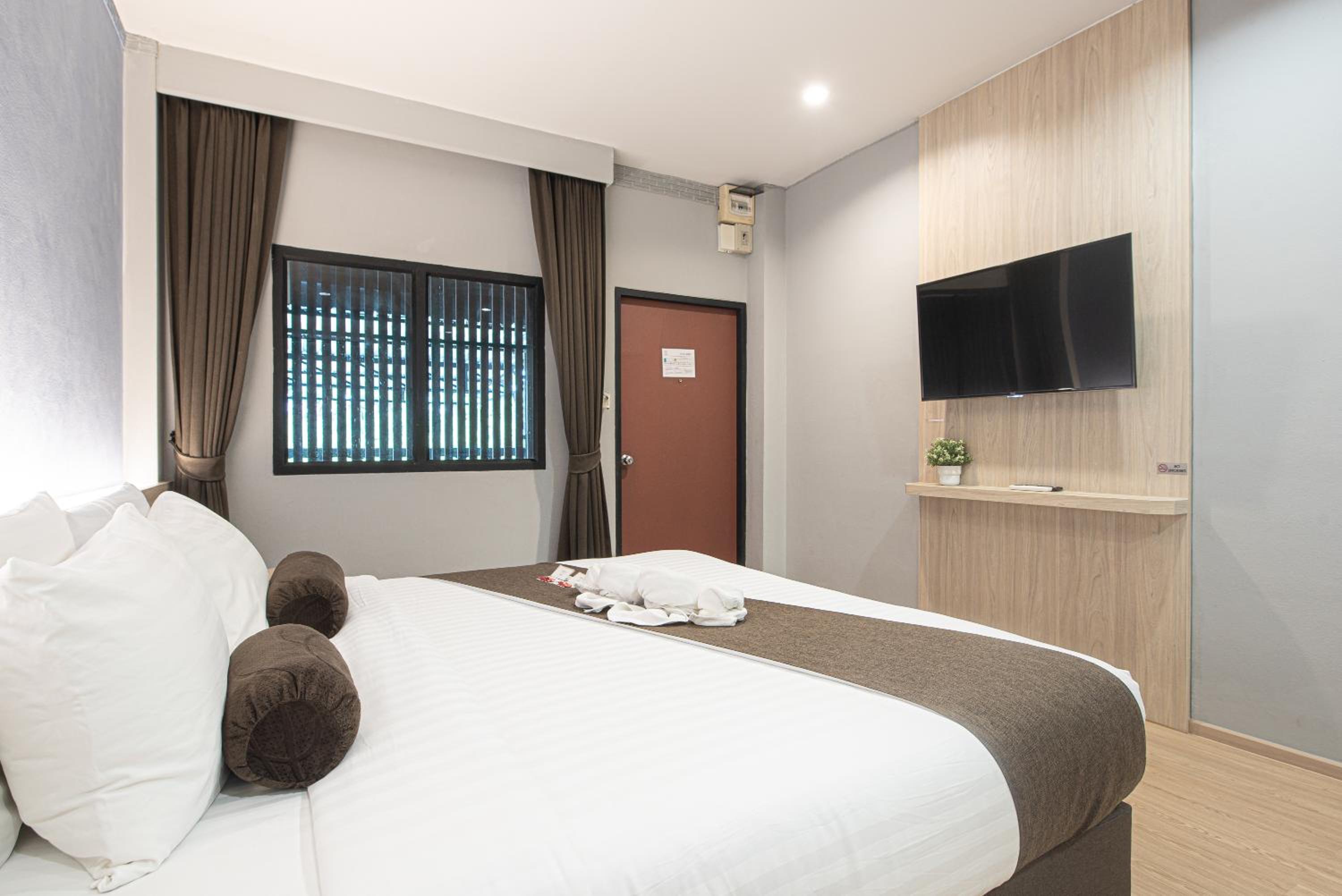 Deluxe Double Room - Photo 4