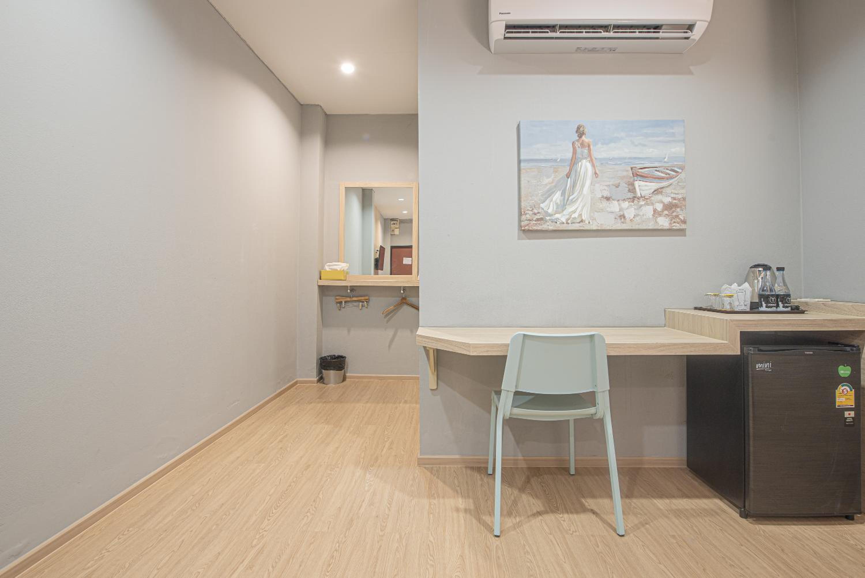 Deluxe Double Room - Photo 7