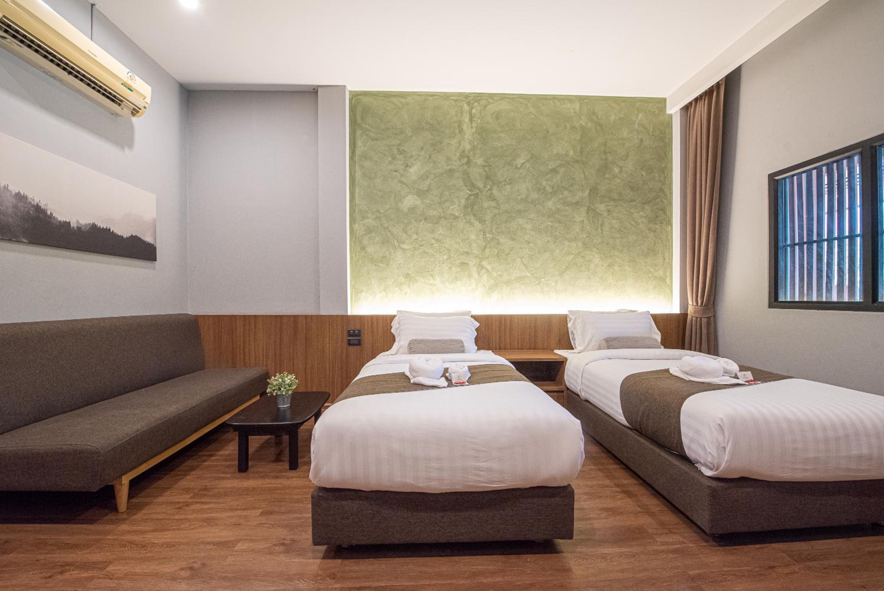 Twin Room - Photo 2