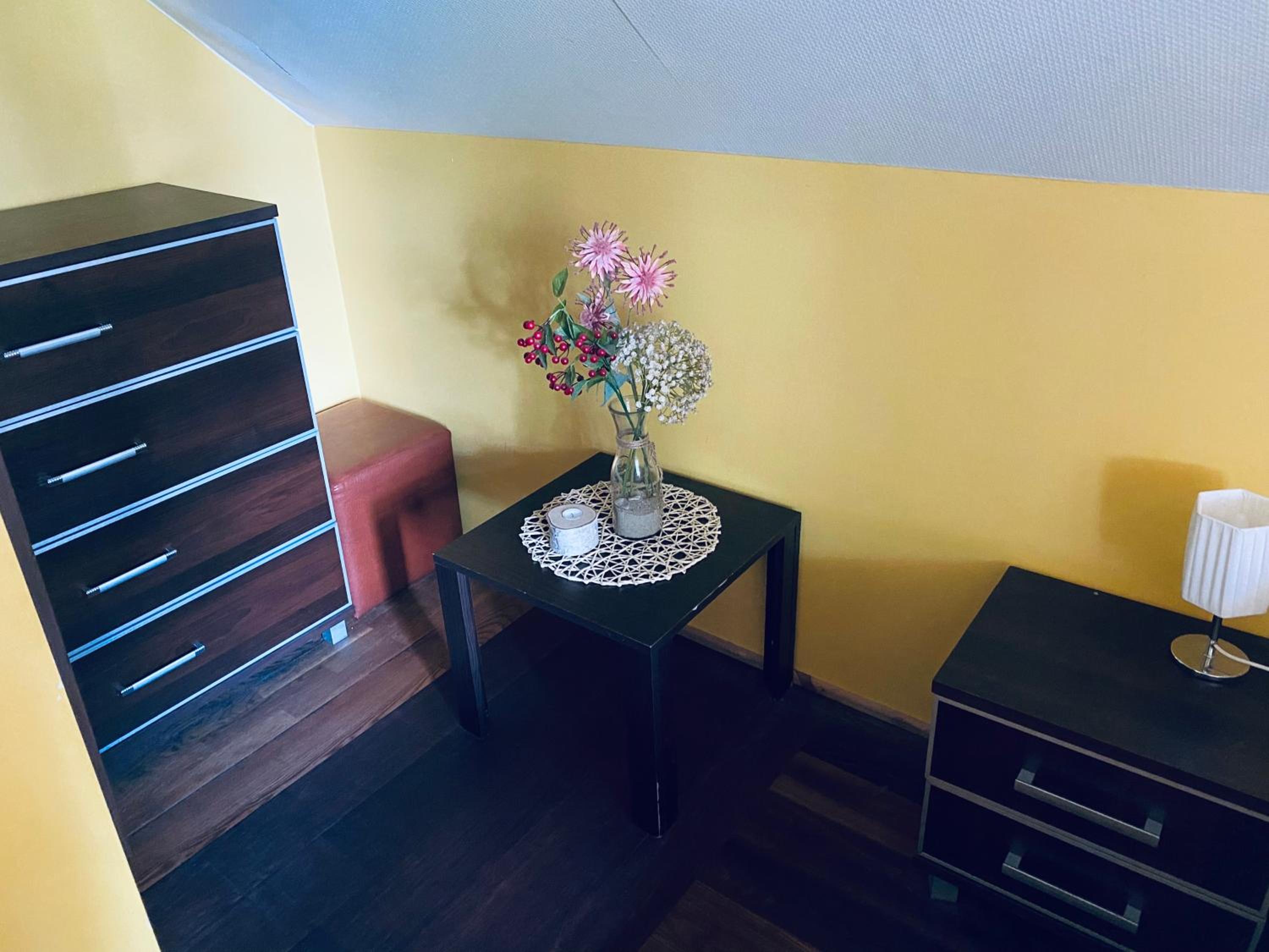 Double Room with Balcony - Photo 5