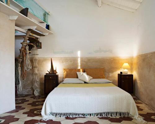 Double or Twin Room with Private Bathroom photo 1