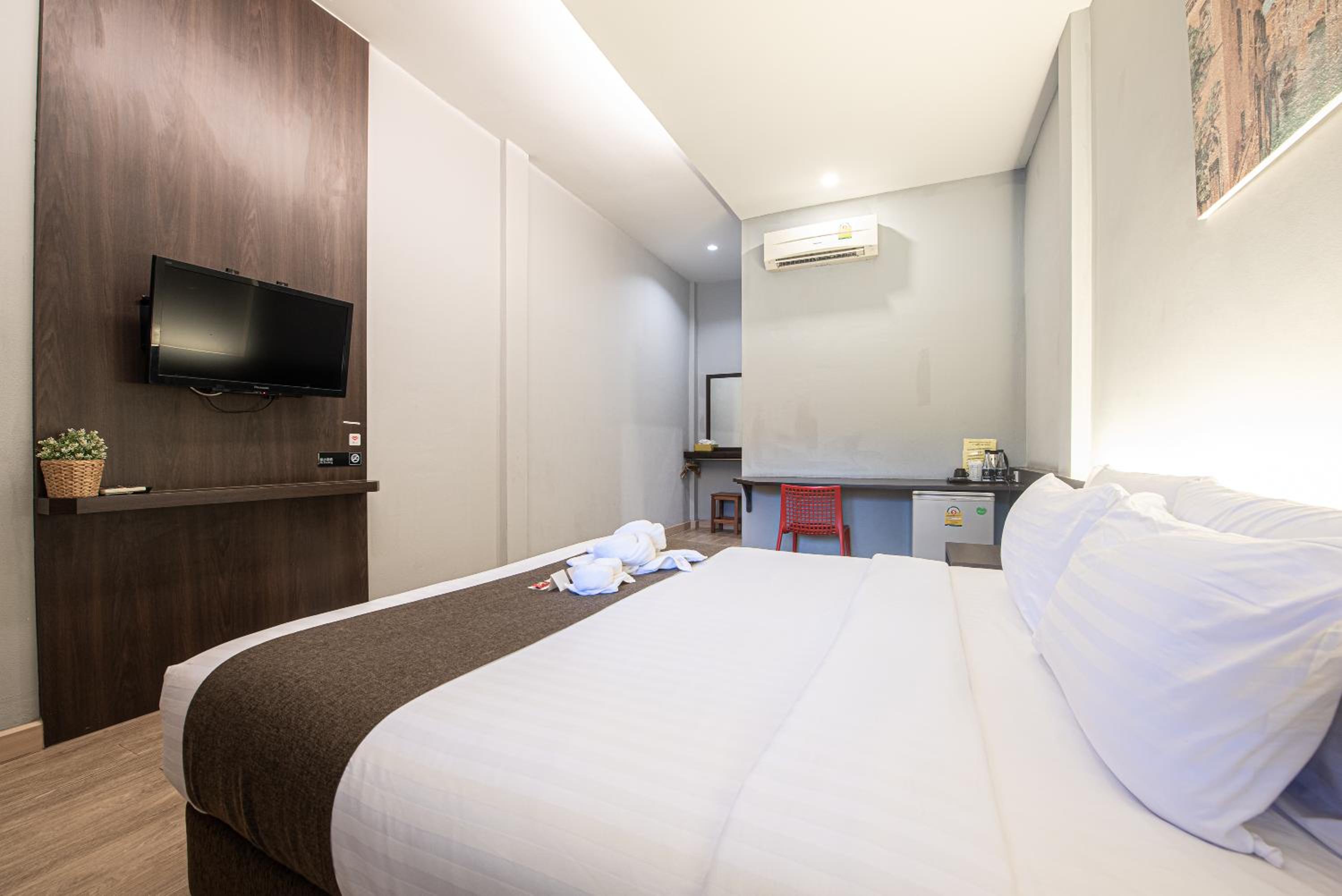 Double Room - Photo 5