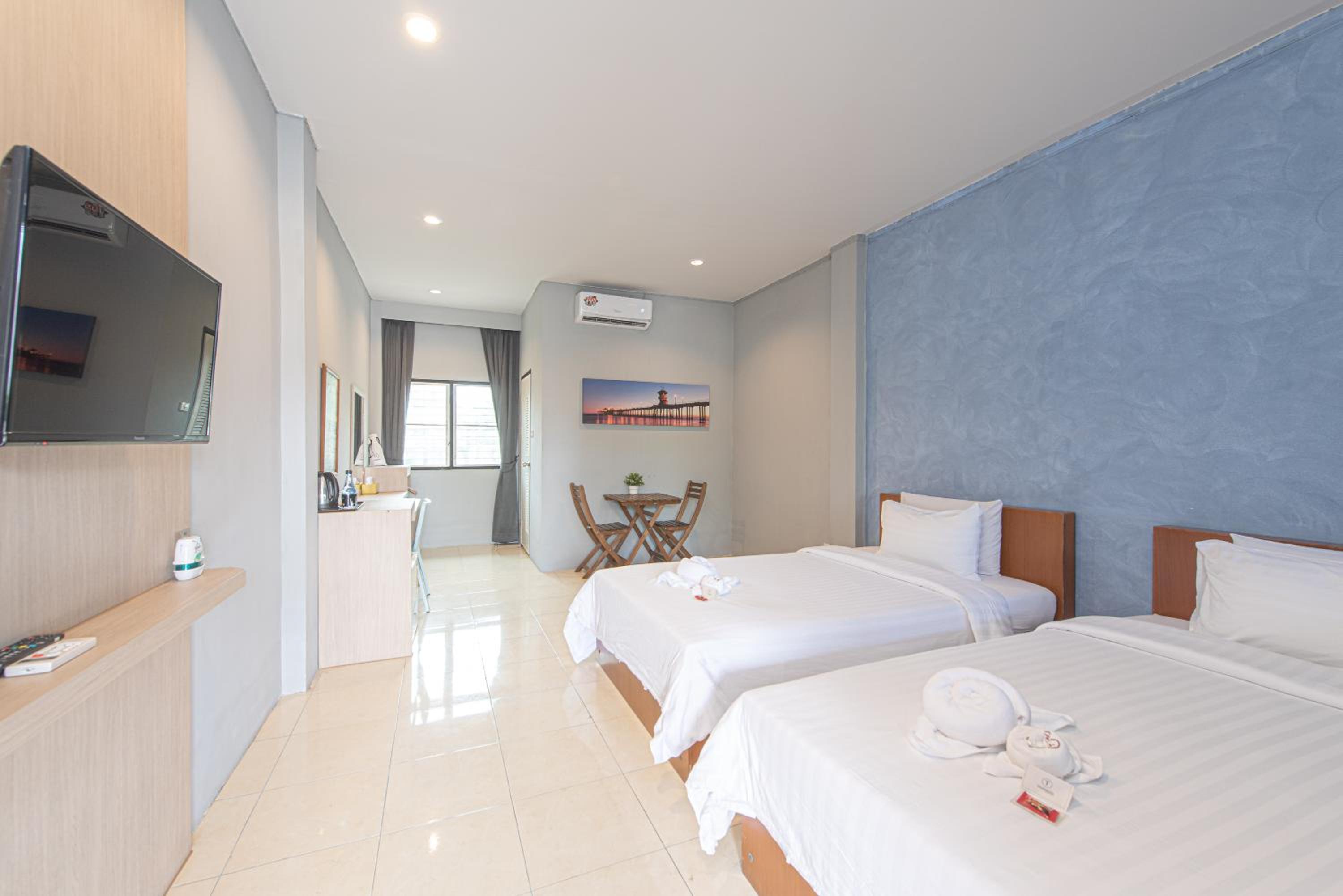 Economy Twin Room