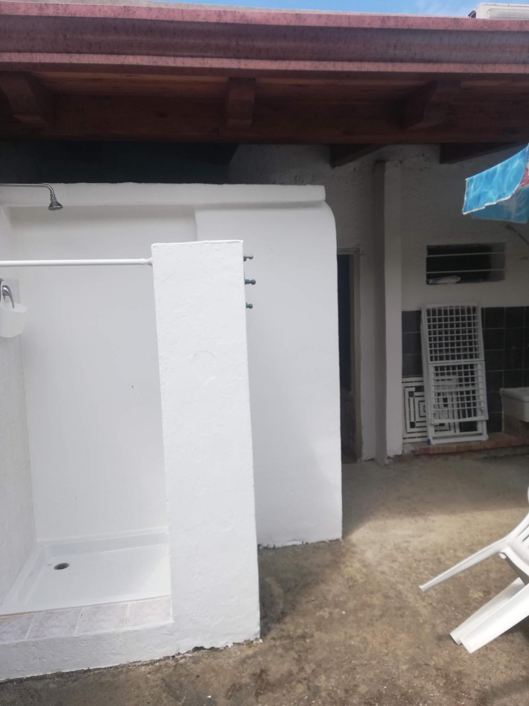 Double Room with Private External Bathroom - Photo 5
