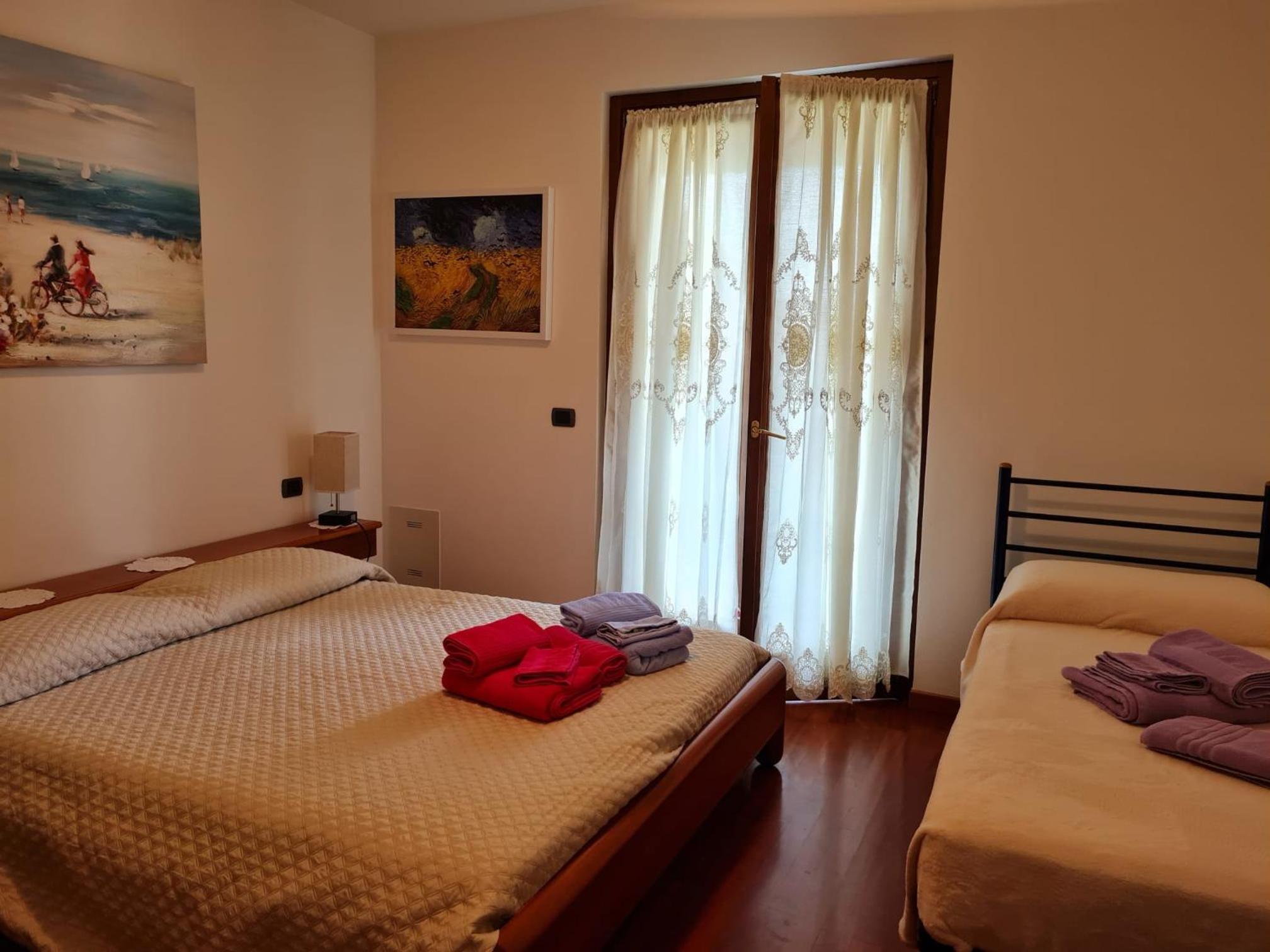 Triple Room with Private Bathroom photo 1