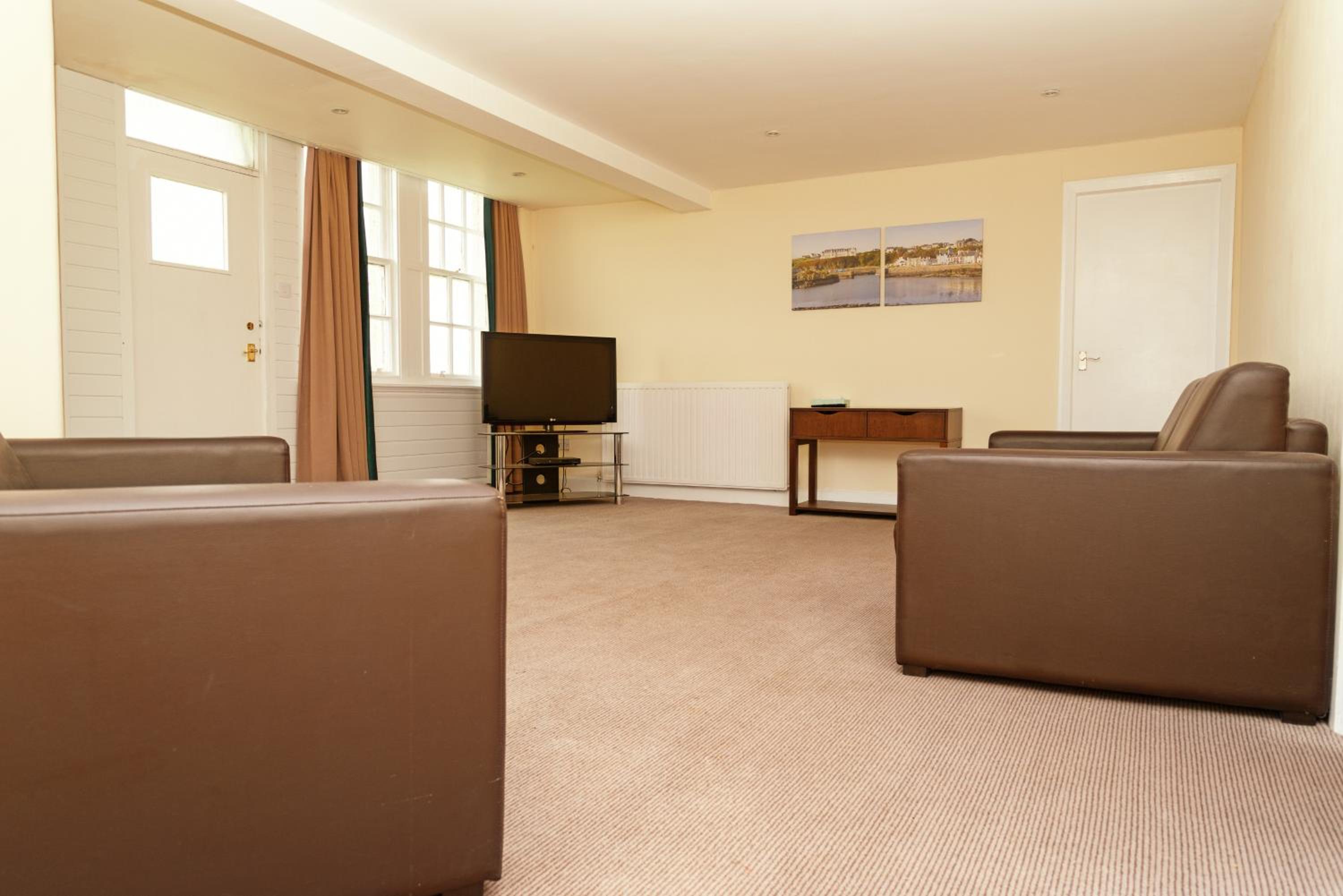 Two-Bedroom Suite with Sea View