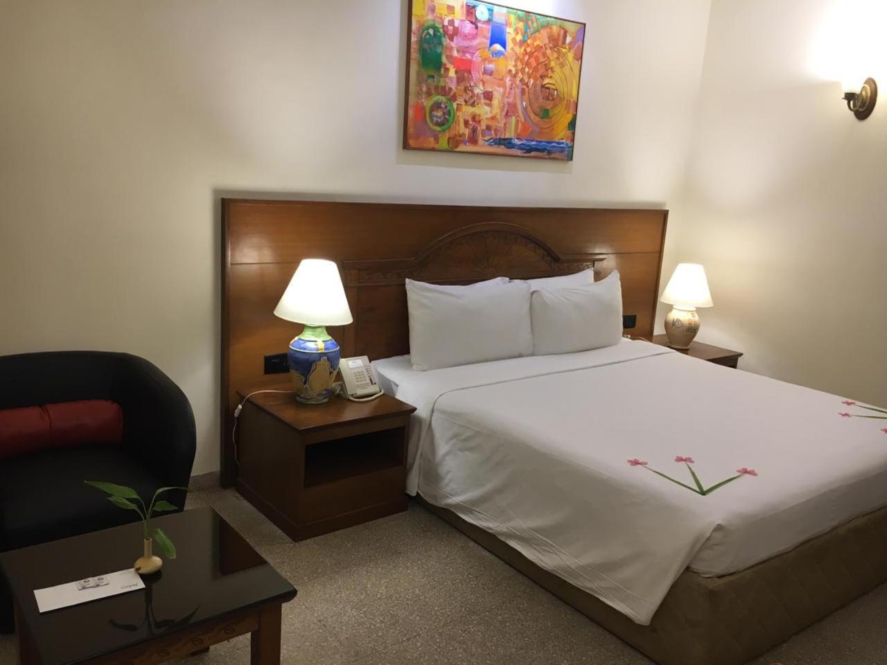 Standard Room - Beer on arrival, Happy Hours (7-9 PM) - Photo 2