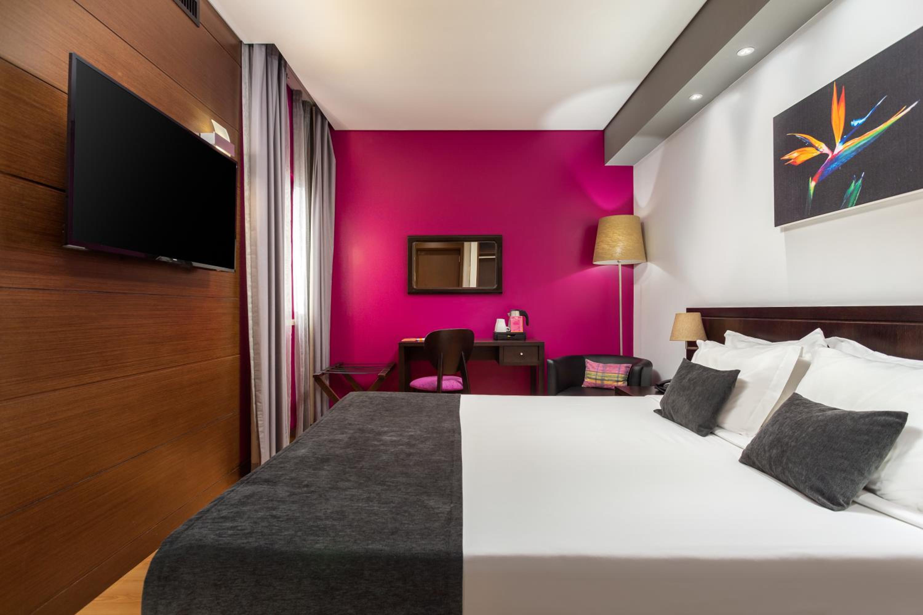 Available room