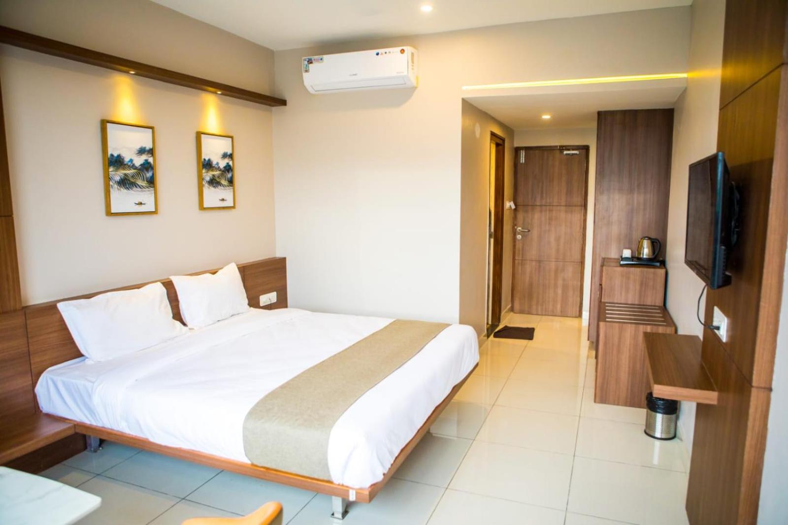 Deluxe Double Room photo 2